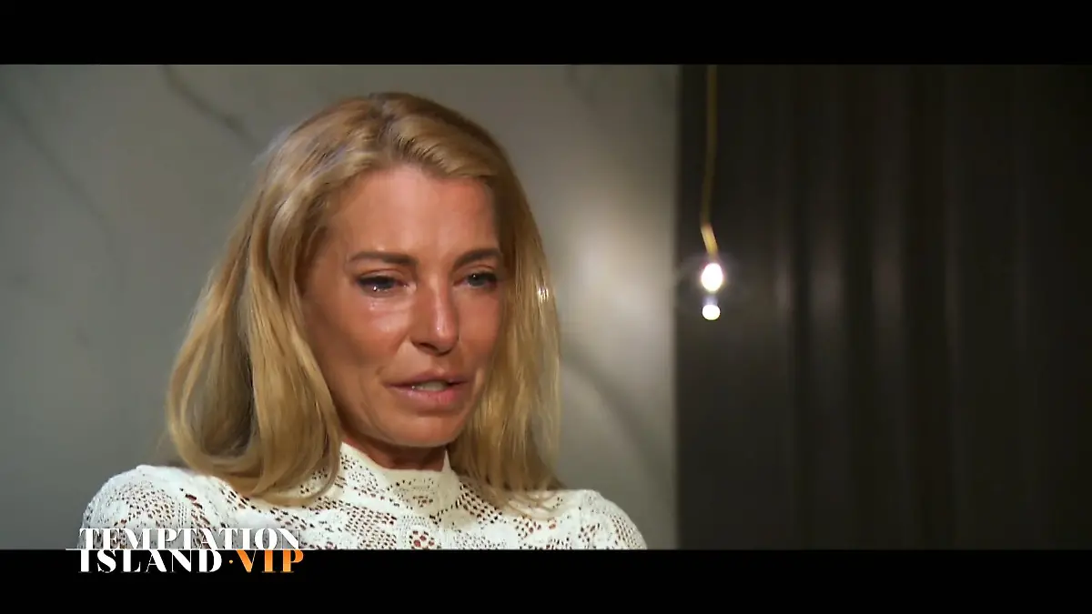 Erste Bilder von "Temptation Island VIP" Heiße Flirts & heiße Tränen