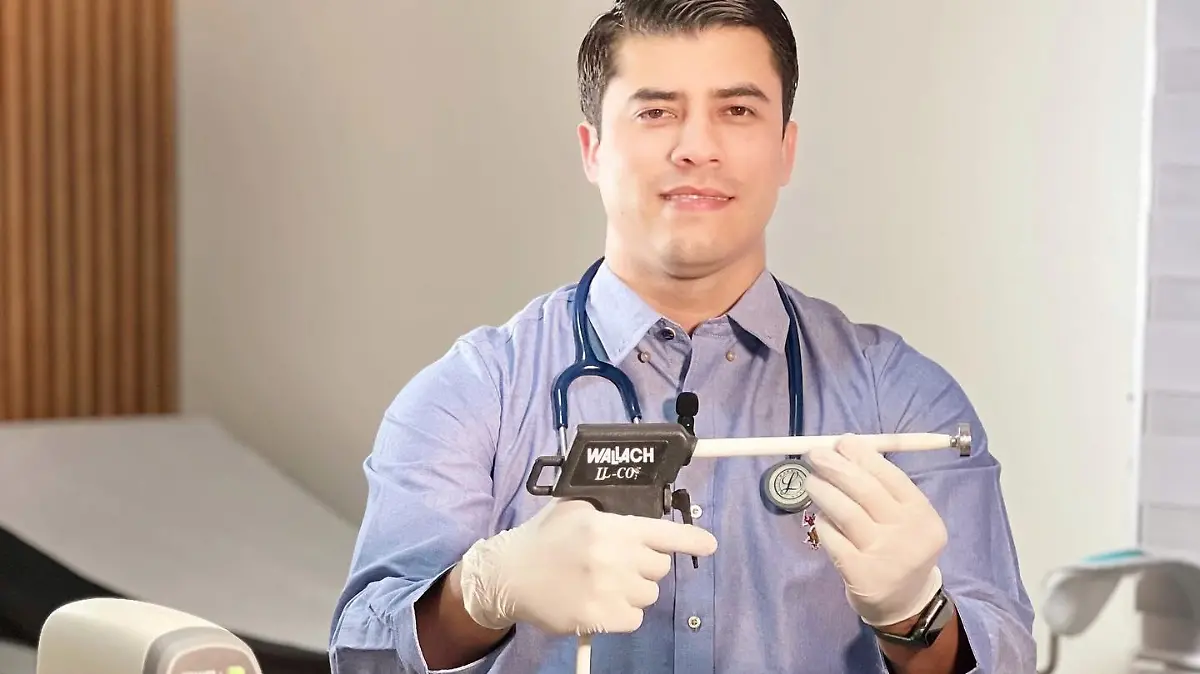 Story from JamPress (Gynaecologist Finds Cockroach)
Pictured: Dr Marco Cálix.
Gynaecologist stunned to find COCKROACH in patient's vagina
A gynaecologist was left stunned after he found a COCKROACH in a patient’s vagina.
Dr Marco Cálix said the woman arrived at the health centre “extremely restless, agitated, and sweaty.”
She told him that she had a rough night trying to sleep due to something “extremely strange in my vagina.”
Upon inspection, the gynaecologist noticed the presence of a large insect.
Dr Cálix stated: “She said she had something unusual in her vagina.
“When I introduced the speculum, I could see that it was an insect.
“In fact, I had to take out something like a cockroach.”
It is unknown how the little critter got there.
The unnamed patient came from a rural part of Honduras.
The specialist, who is based in the Honduran capital Tegucigalpa, said the insect was dead before he removed it.
He did not state whether the patient suffered any damage or if she needed further treatment after her ordeal.
Dr Cálix admitted the bizarre discovery could be seen as light-hearted now.
But he pointed out that he was very anxious at the time as he had never encountered anything like it before.
The specialist said it is very common to find condoms during vaginal exams, but discovering a cockroach was a “whole other level.”
He added that it is also common to find pieces of sex toys during examinations, such as detached jiggle balls.
Dr Cálix said problems can arise if an object stays inside the patient’s vagina for too long, possibly causing an infection or damaging nearby tissue.
The gynaecologist said symptoms can include abnormal or foul-smelling discharge, bleeding, swelling or a rash.
He advised women to always consult with their doctor if in any doubt.
ENDS