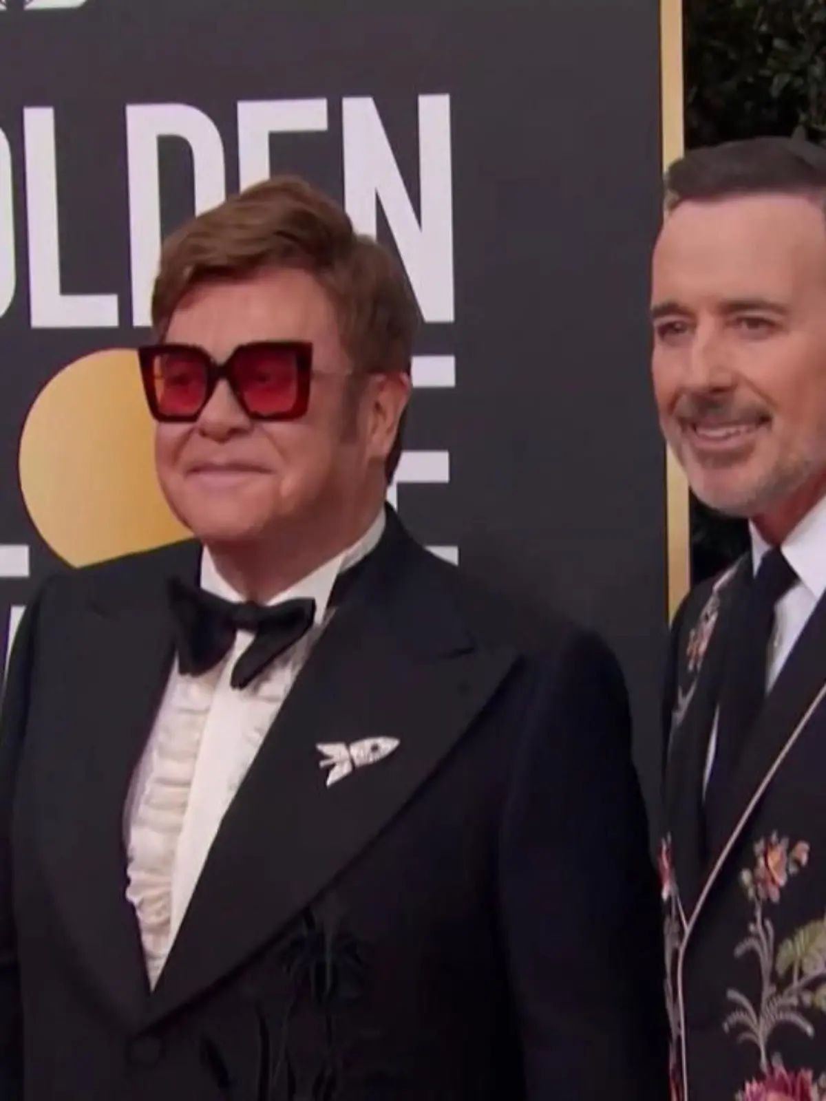 Bild zu: "So sieht Elton John "oben ohne" aus"