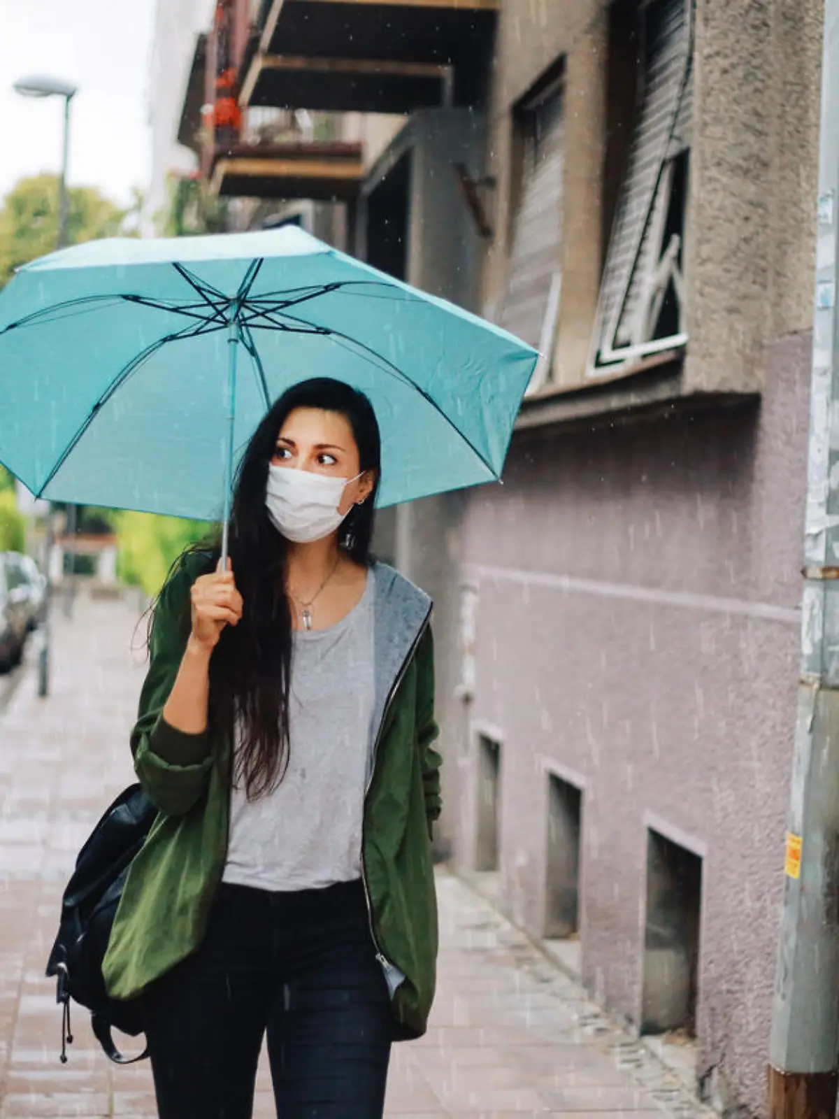 Bei nassem Wetter verlieren Masken ihren Schutz.