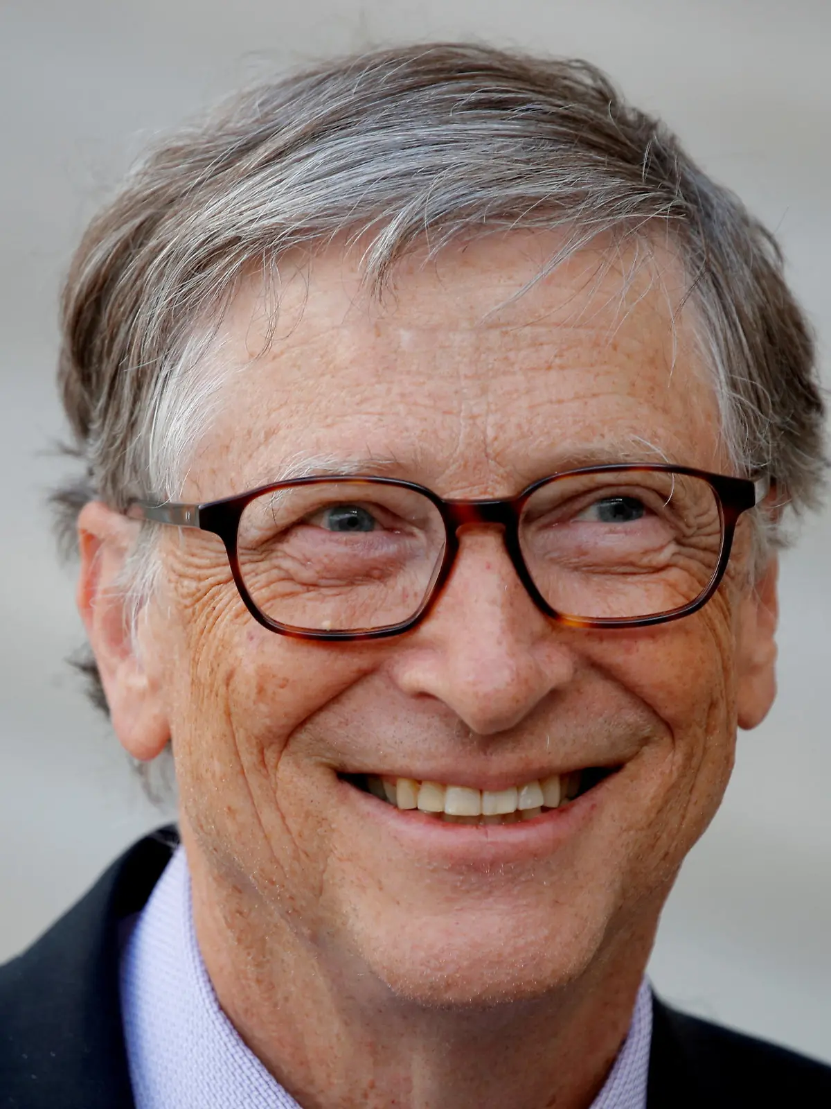 FILE PHOTO: Bill Gates, Co-Chair of Bill & Melinda Gates Foundation leaves the Elysee Palace in Paris, France, April 16, 2018. REUTERS/Charles Platiau/File Photo