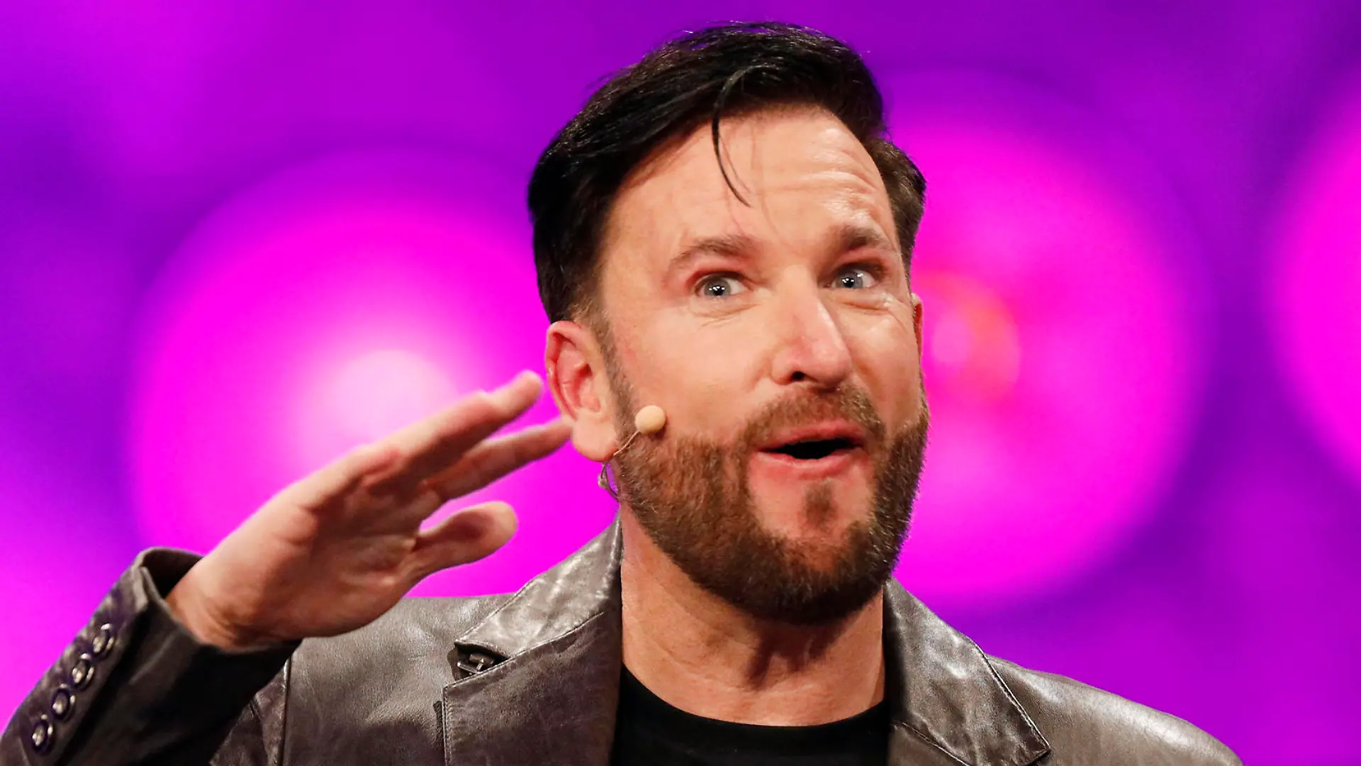 Michael Wendler in der RTL-Live-Show Pocher vs. Wendler - Schluss mit lustig in den NOBEO Studios. Köln-Hürth, 01.03.2020 *** Michael Wendler in the RTL live show Pocher vs Wendler End with funny in the NOBEO Studios Cologne Hürth, 01 03 2020 Foto:xC.xHardtx/xFuturexImage