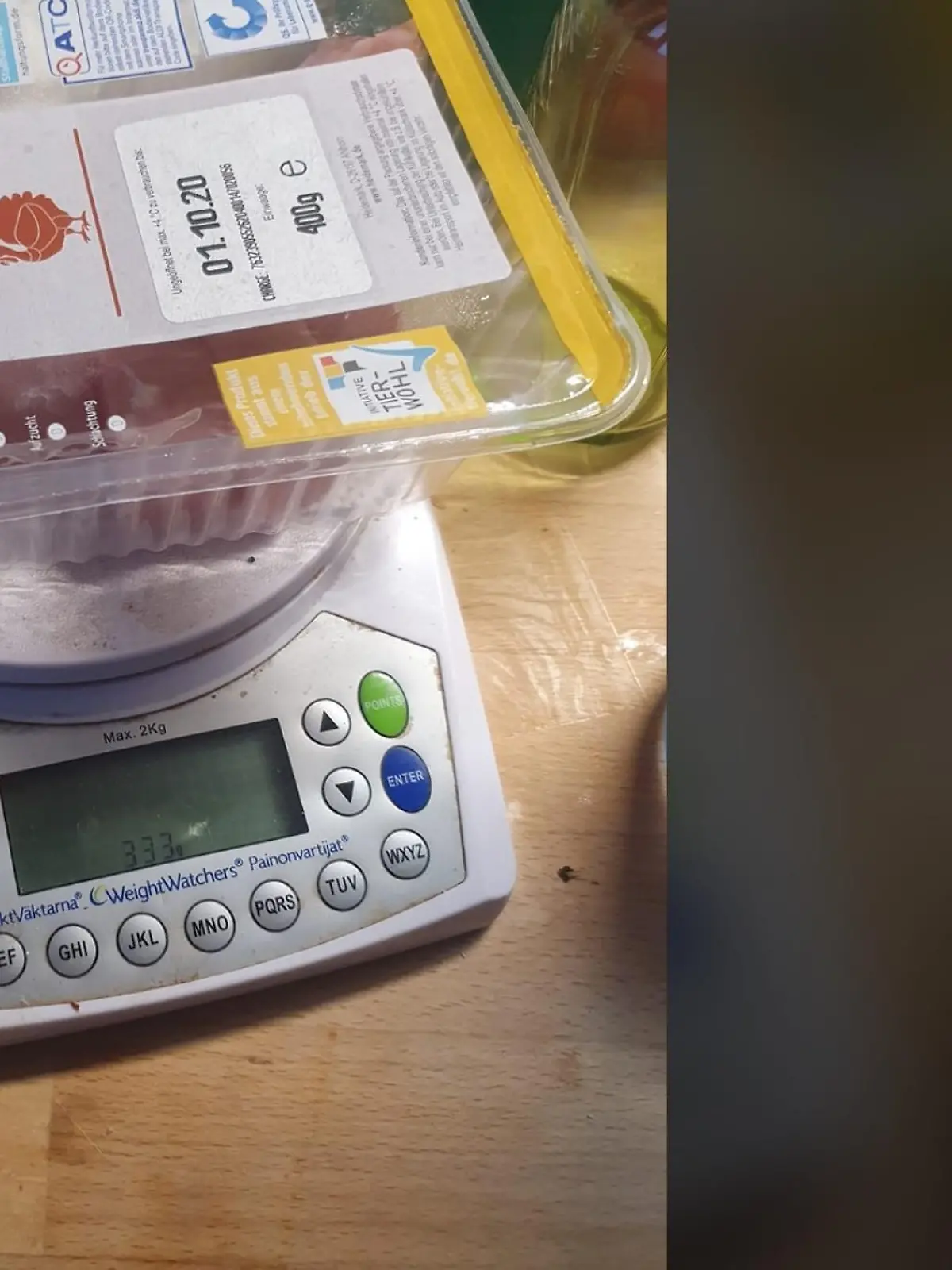 Aldi-Kundin Annica fühlt sich betrogen, nachdem sie Fleisch gekauft hat.