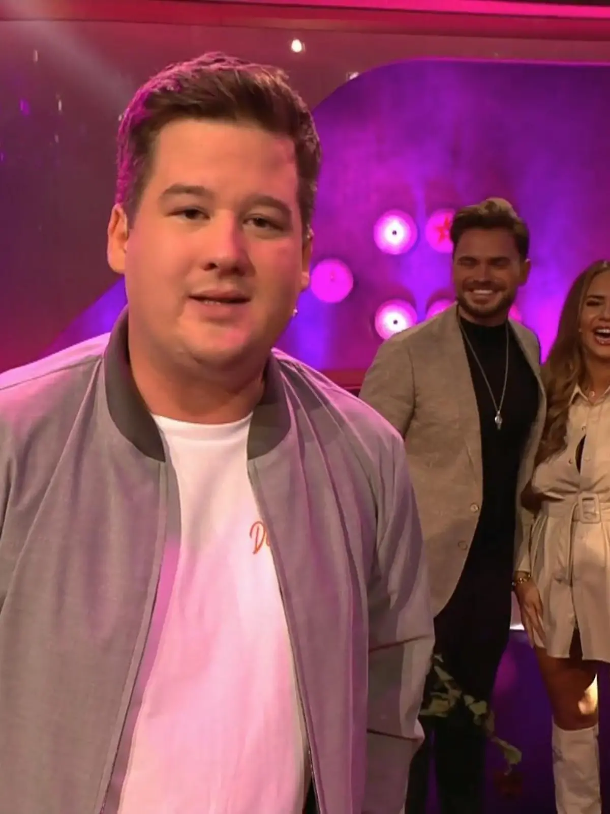 Bild zu: "Chris Tall wusste von der Beziehung"