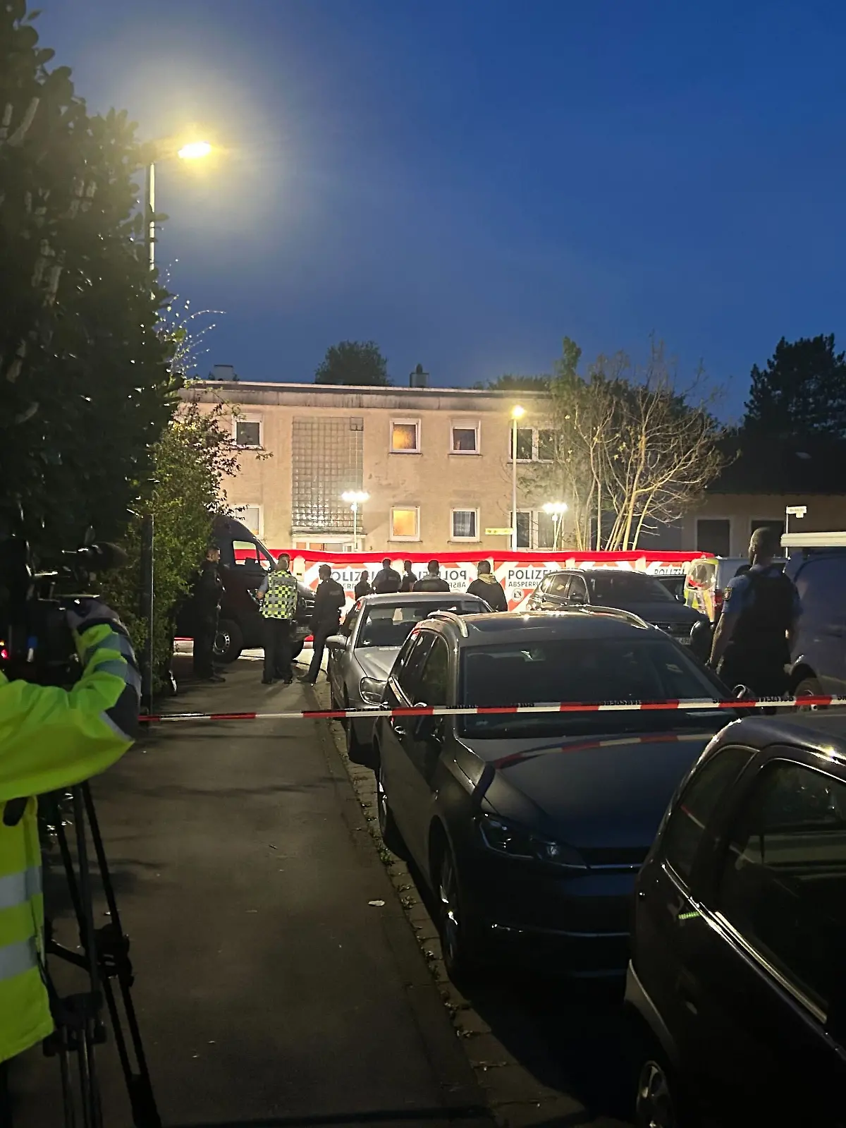 Bild zu: "Zwei Tote nach Schüssen in Bad Nauheim – Täter flüchtig"