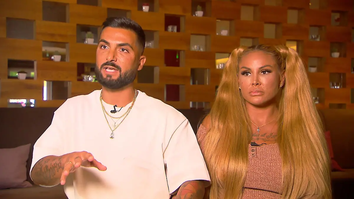 Jetzt sprechen Lou und Lisha Klartext Ist Andrej Mangold wirklich ein Manipulator?