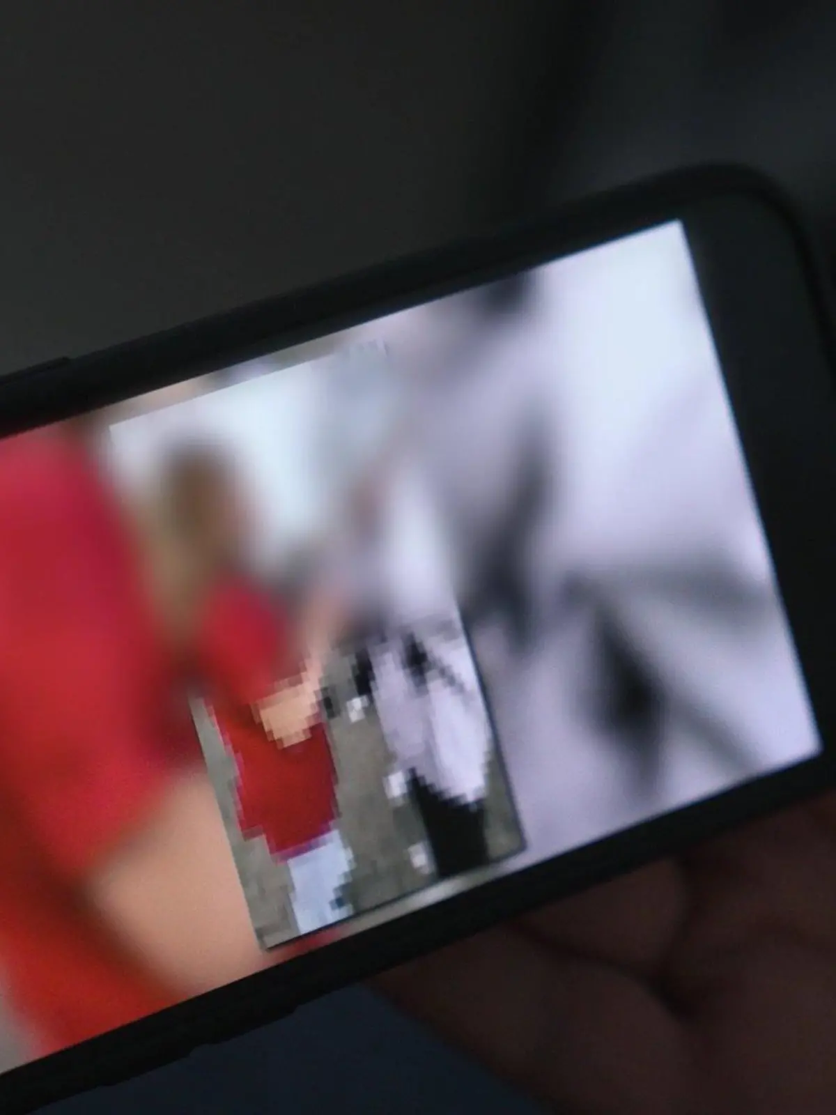 Das Video von der schrecklichen Tat löst eine Diskussion über Mobbing unter Kindern aus.