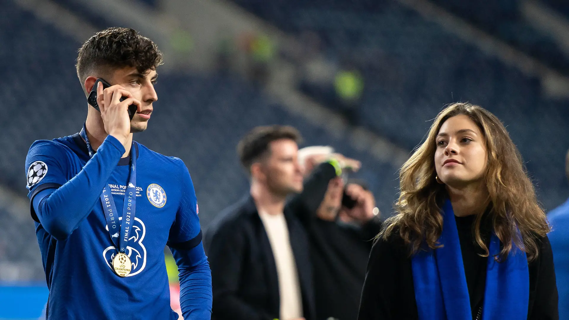 Kai Havertz of Chelsea celebrates with girlfriend Sophia Weber following the UEFA Champions League Final match between Manchester City and Chelsea at The Estdio do Drago, Porto, Portugal on 29 May 2021. PUBLICATIONxNOTxINxUK Copyright: xAndyxRowlandx PMI-4238-0308