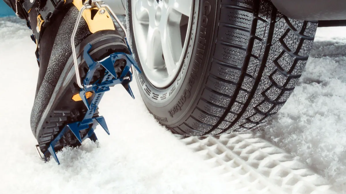 Zum Themendienst-Bericht "Auto/Winter/Reifen/KORR/" von Thomas Geigervom 26. Dezember: Mehr Griff auf glatten Grund - immer mehr Autofahrer montieren während der kalten Jahreszeit Winterreifen. (Honorarfreie Veröffentlichung nur für gms-Themendienst-Bezieher mit dem Quellenhinweis "Continental/gms") Foto: Continental