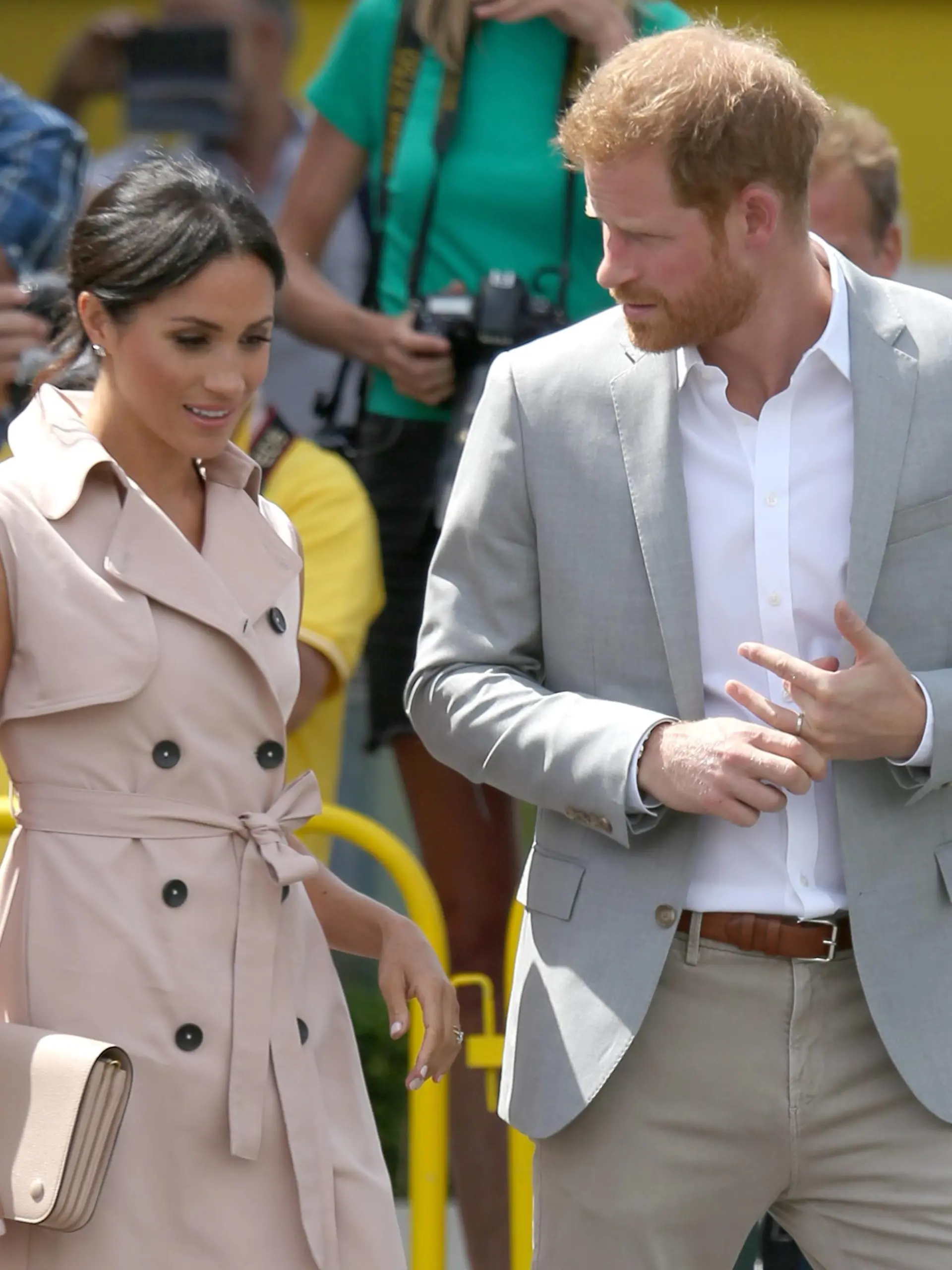 The Duke and Duchess of Sussex are pictured visiting the Nelson Mandela Centenary Exhibition at Southbank Centre s Queen Elizabeth Hall in London. This exhibition explores the life and times of Nelson Rolihlahla Mandela (1918 Ð 2013) and marks the centenary of his birth. It provides insight into Mandela s journey from young freedom fighter to becoming the inspiration for an international movement against South Africa s violent and oppressive apartheid system. The exhibition is jointly curated by the Apartheid Museum in South Africa, the British Anti-Apartheid Movement Archives, and the Southbank Centre. JULY 17th 2018 PUBLICATIONxINxGERxSUIxAUTxHUNxONLY MTXx182580  