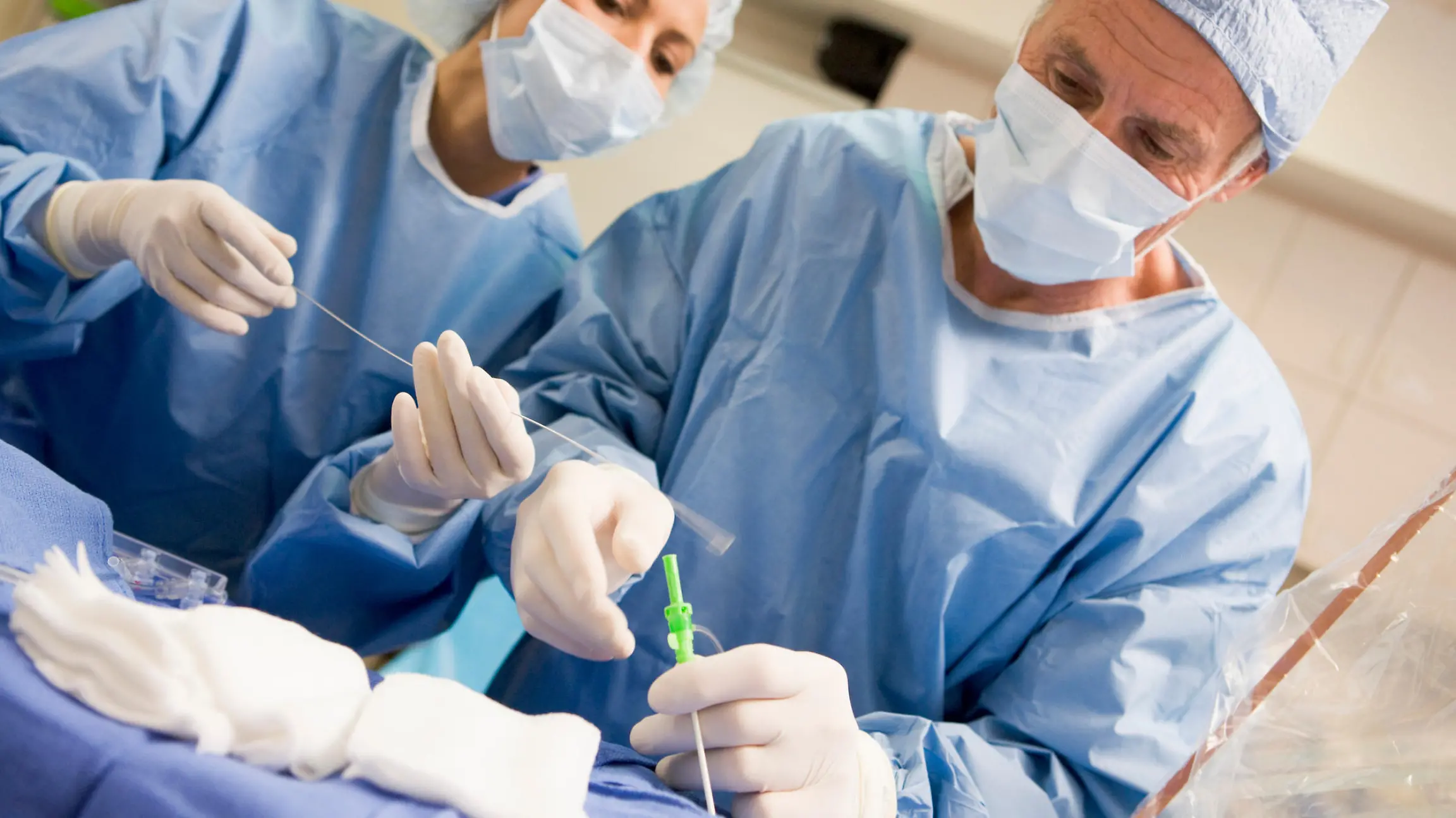 Was passiert bei einer Herzkatheteruntersuchung? Gesundheitslexikon