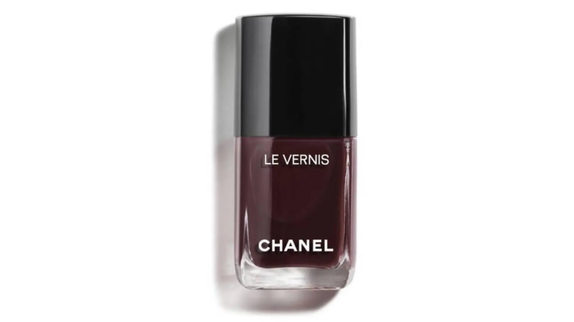 Nagellack Rouge Noir von Chanel.