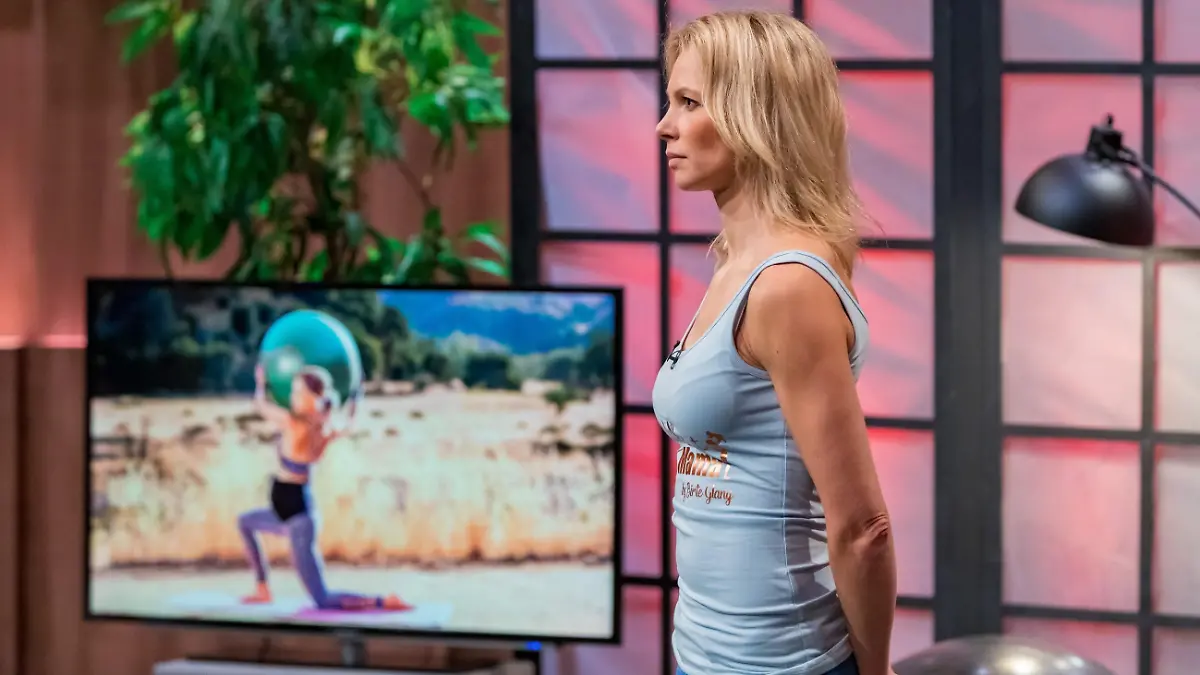 Birte Glang möchte in "Die Höhle der Löwen" mit "MOVE IT MAMA " einen Deal bekommen
