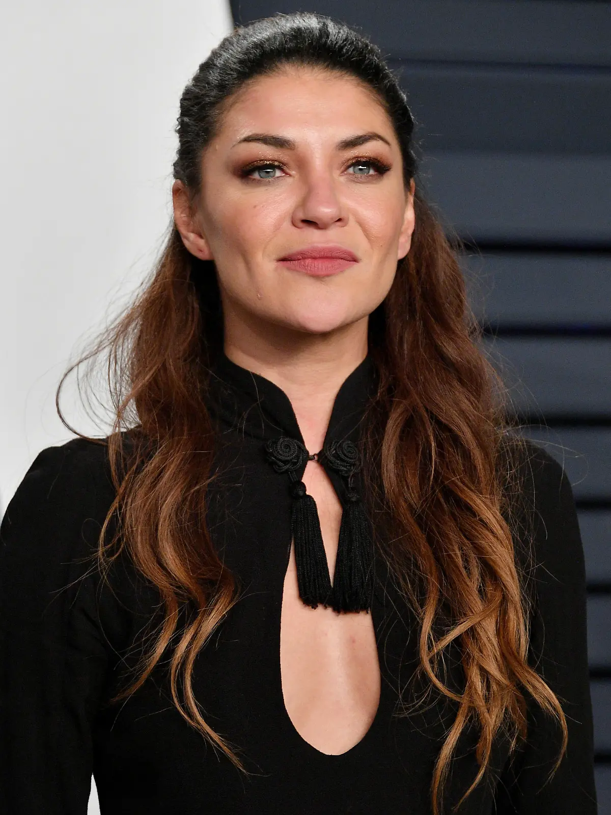 Schauspielerin Jessica Szohr bei der "2019 Vanity Fair Oscar Party" am 24. Februar in Beverly Hills.