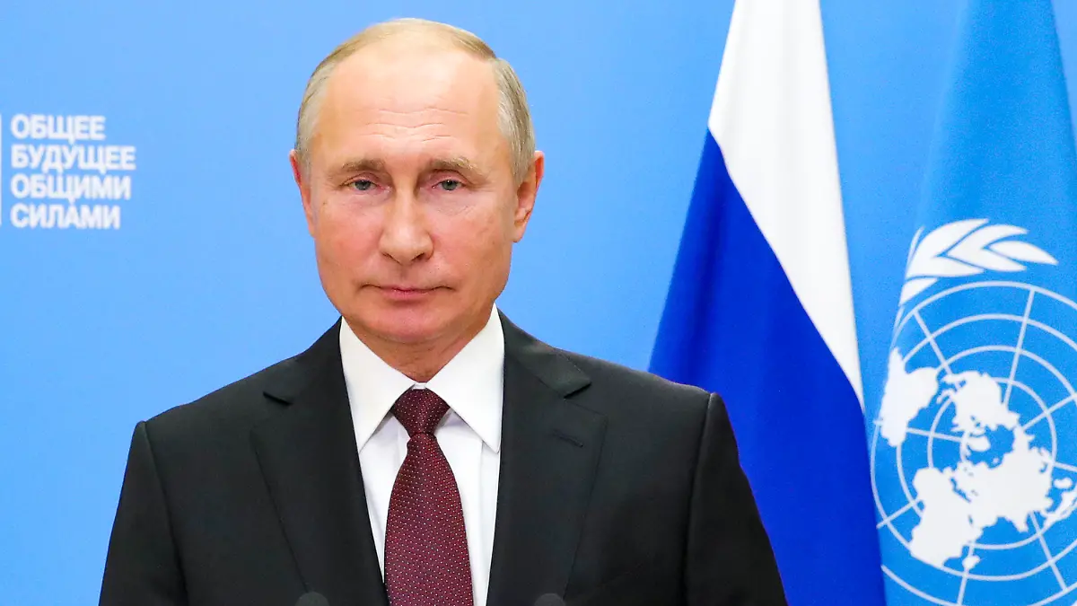 22.09.2020, Russland, Moskau: Wladimir Putin, Präsident von Russland, spricht während einer Aufzeichnung für eine Videobotschaft anlässlich des Beginns der Generaldebatte der 75. UN-Vollversammlung. Aufgrund der Corona-Pandemie findet die Debatte in diesem Jahr größtenteils online statt. Foto: Mikhail Klimentyev/Pool Sputnik Kremlin/AP/dpa +++ dpa-Bildfunk +++