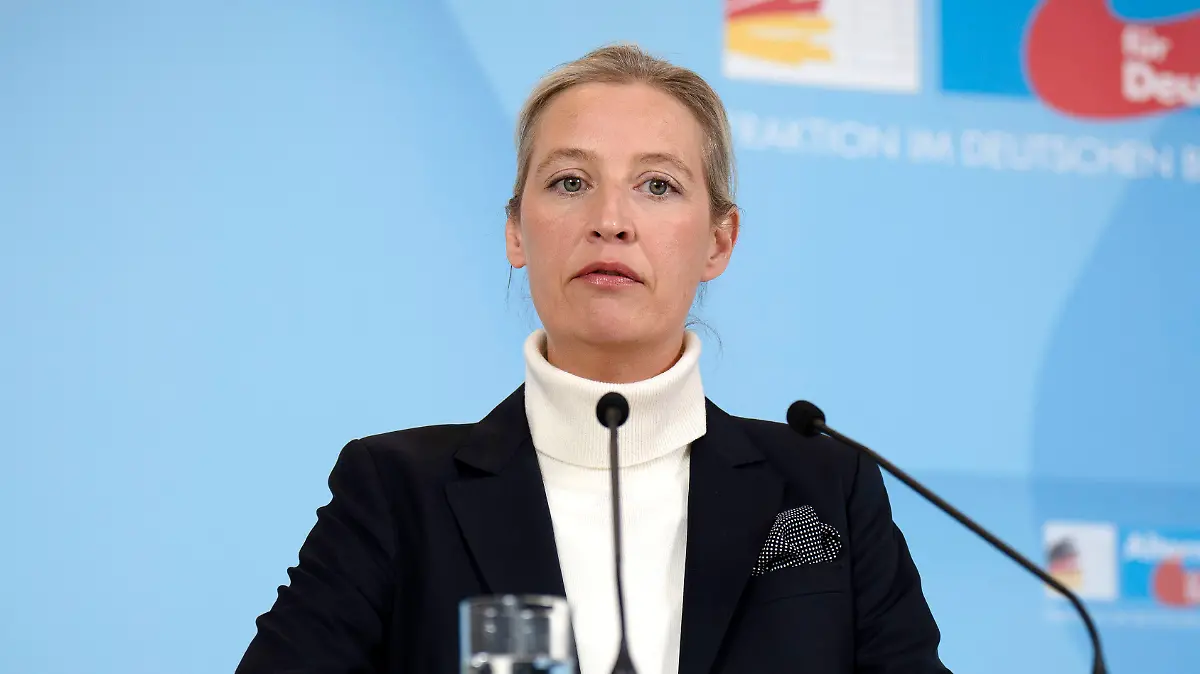 Alice Weidel bei einem Pressestatement der AfD-Bundestagsfraktion im Reichstagsgebäude. Berlin, 09.04.2025