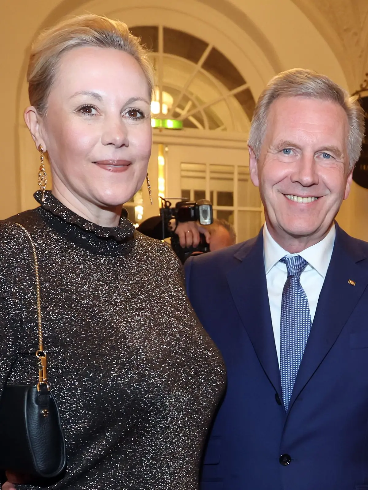 Bild zu: "„Endgültiges” Liebes-Aus! Christian Wulff und Bettina Wulff sind kein Paar mehr"