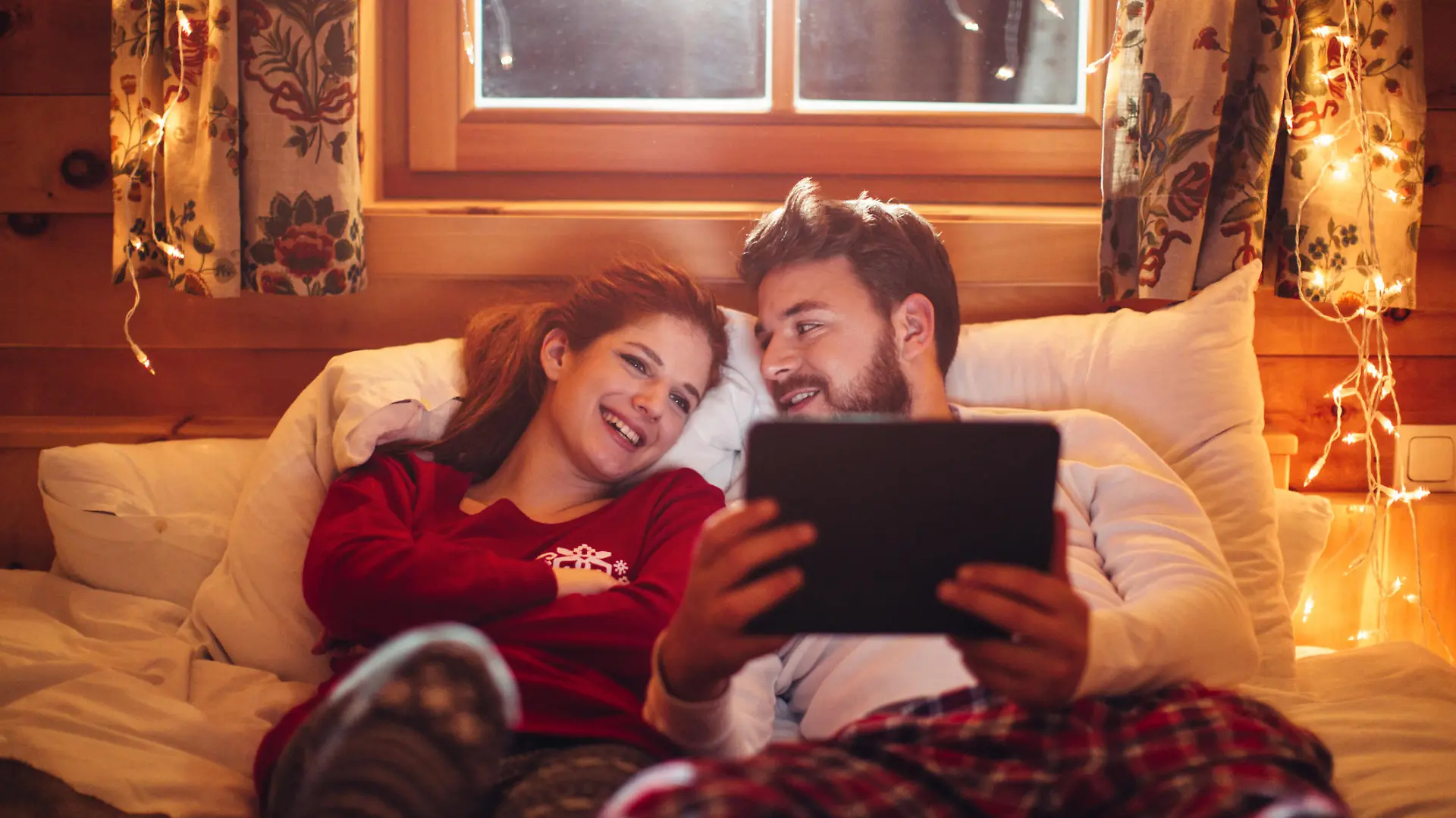 Mit diesen Netflix-Codes wird der Weihnachts-Filmeabend perfekt.
