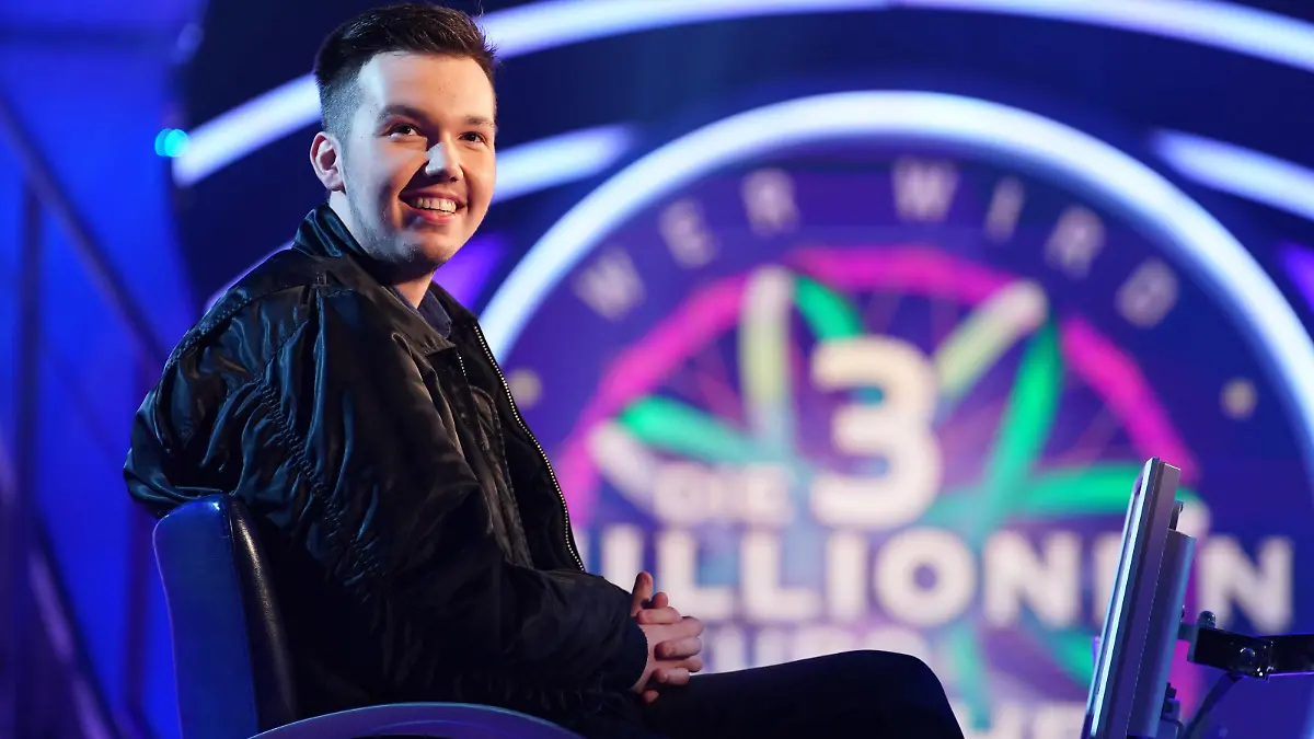 Wer Wird Millionär Aaron Troschke Rtl Now Wer wird Millionär? Alle Original-Fragen vom 24. Februar zum Nachspielen