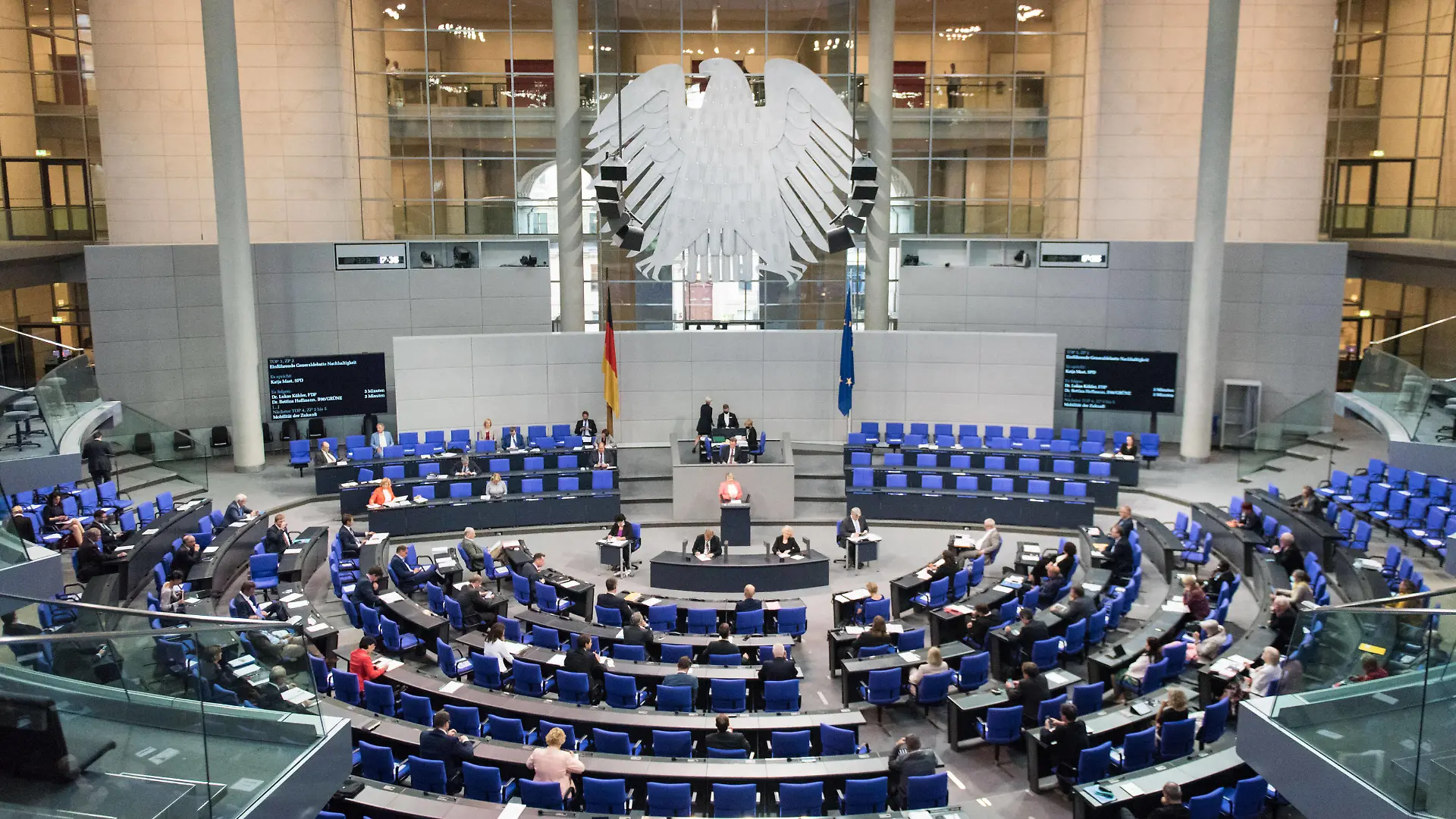  Berlin, Plenarsitzung im Bundestag Deutschland, Berlin - 16.09.2020: Im Bild ist Katja Mast spd während der Sitzung des deutschen Bundestags zu sehen. Berlin Bundestag Berlin Deutschland *** Berlin, Plenary Session in the German Bundestag Germany, Berlin 16 09 2020 The picture shows Katja Mast spd during the session of the German Bundestag Berlin Bundestag Berlin Germany