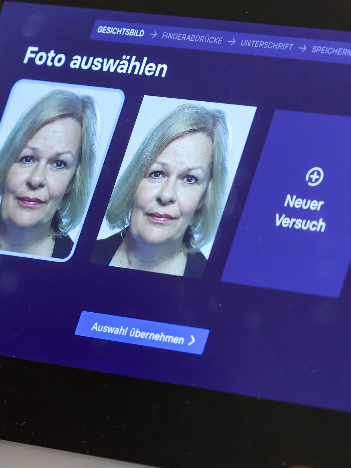 Bild zu: "Ab dem 1. Mai! Ausweis-Fotos müssen künftig digital vorliegen"