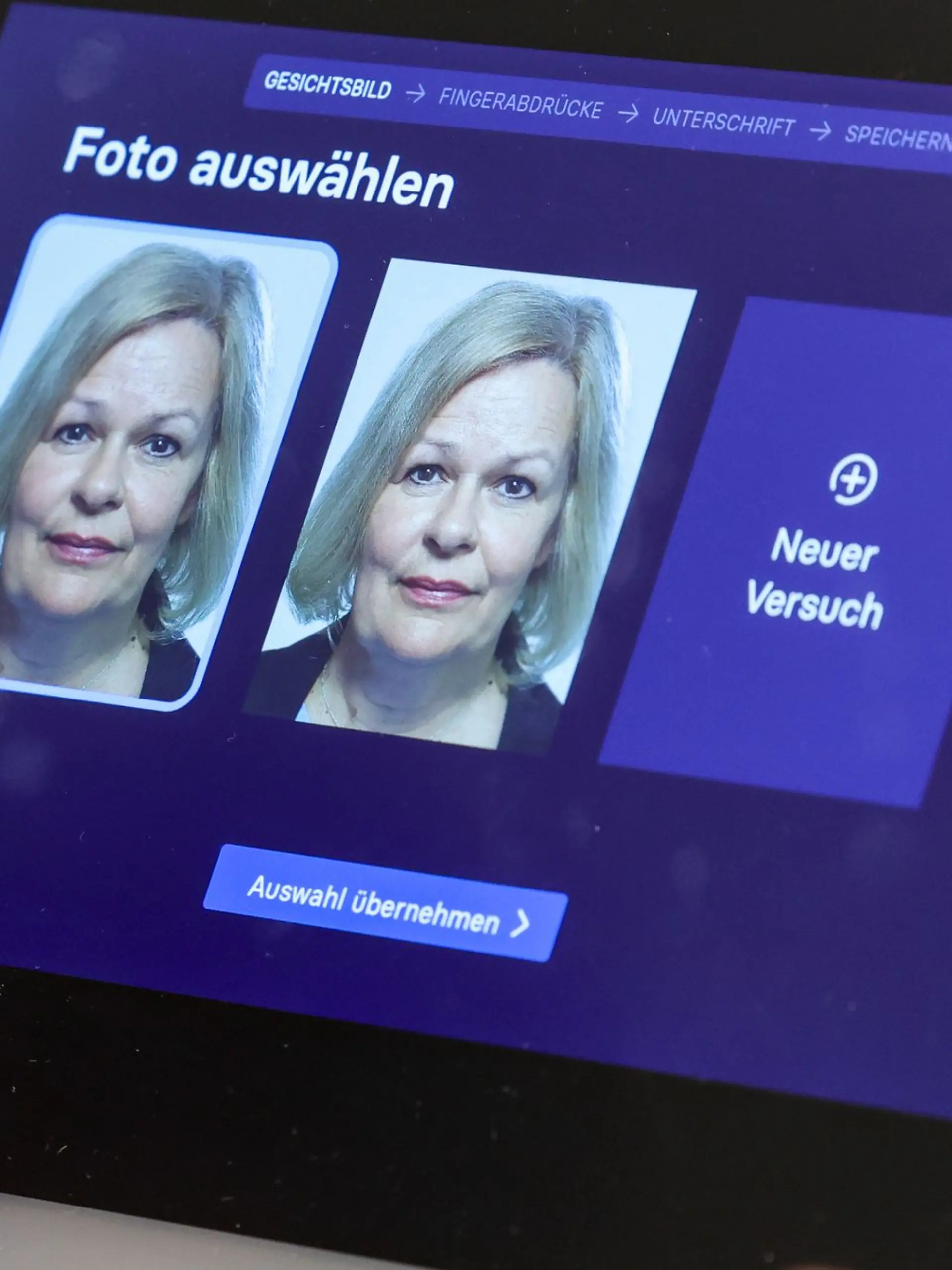 Bild zu: "Ab dem 1. Mai! Ausweis-Fotos müssen künftig digital vorliegen"