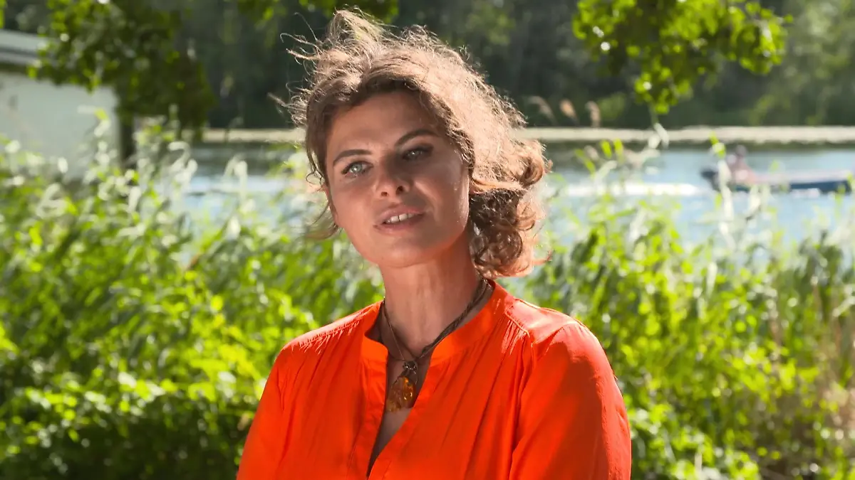 Rückkehr bei „SUNNY“: Anne Brendler alias Vanessa Richter aus GZSZ feiert  Comeback!