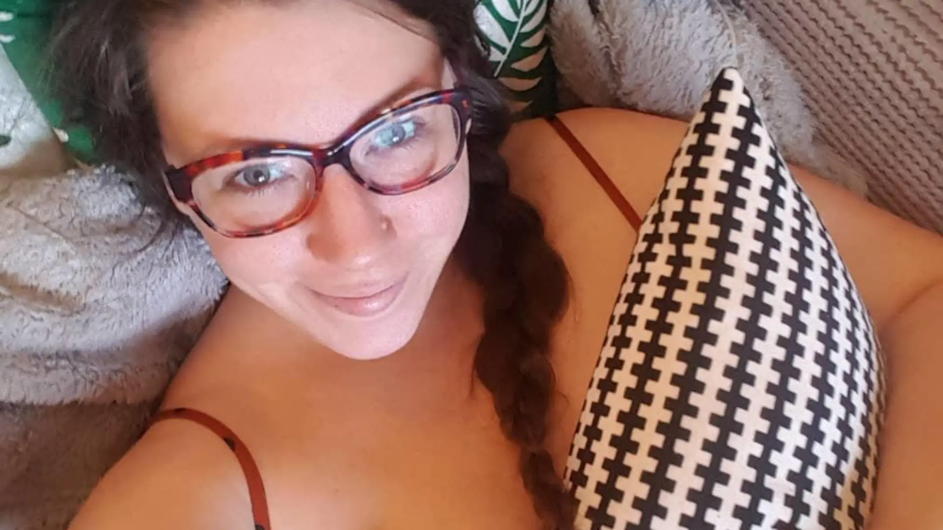 Hannah Shewan Stevans im Bett