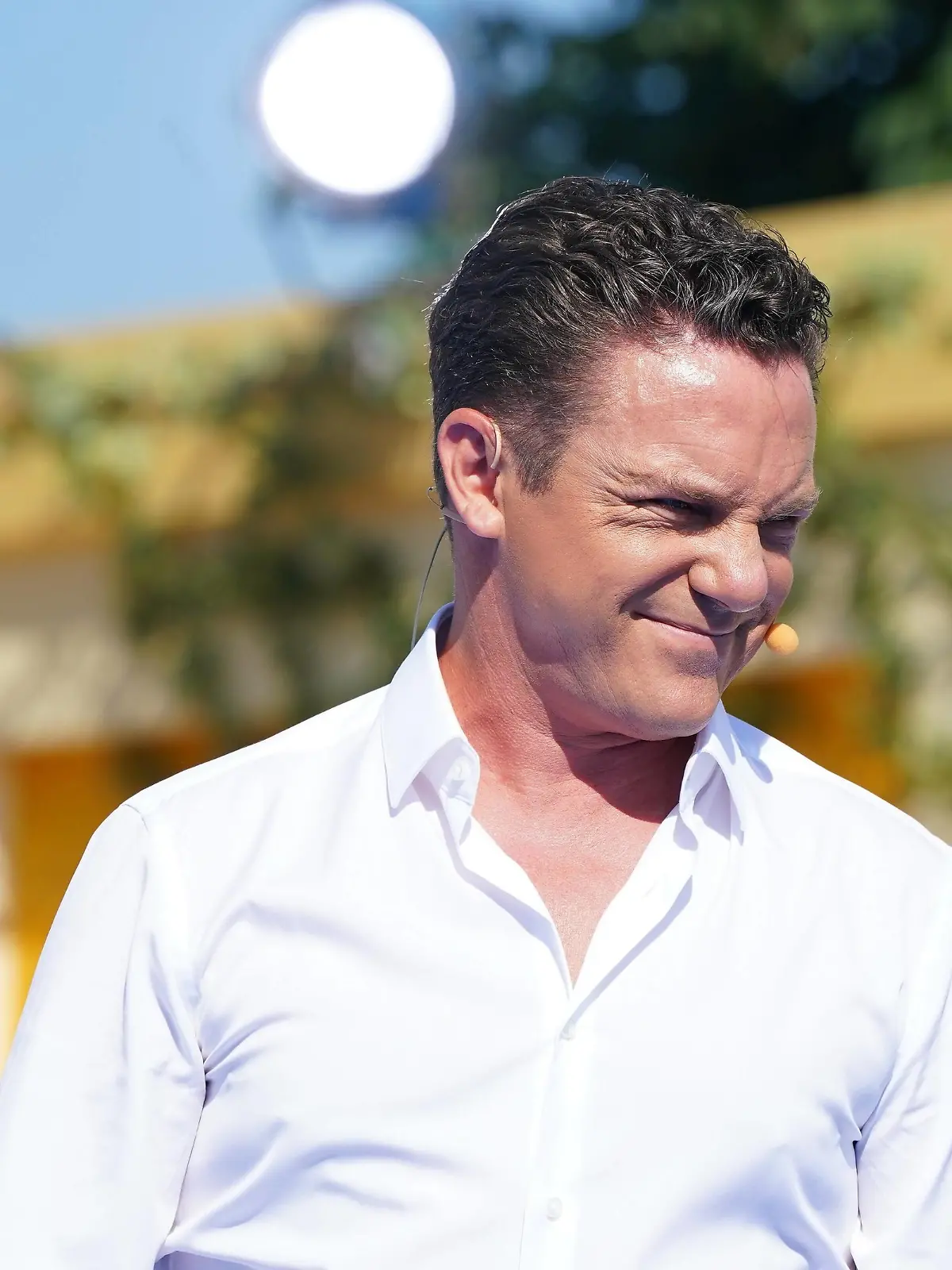  Die Live Unterhaltungsshow Immer wieder sonntags startet in die Saison 2021mit 400 Besuchern in die neue Saison. Stefan Mross darf endlich wieder mit Publikum vor der Kamera stehen / Die Live Unterhaltungsshow Immer wieder sonntags startet in die Saison 2021mit 400 Besuchern in die neue Saison., Deutschland, Rust, Europapark, Baden Wuerttemberg,14.06.2021 *** The live entertainment show Immer wieder sonntags starts into the season 2021with 400 visitors into the new season Stefan Mross may finally stand again with audience in front of the camera The live entertainment show Immer wieder sonntags starts into the season 2021with 400 visitors into the new season , Germany, Rust, Europapark, Baden Wuerttemberg,14 06 2021