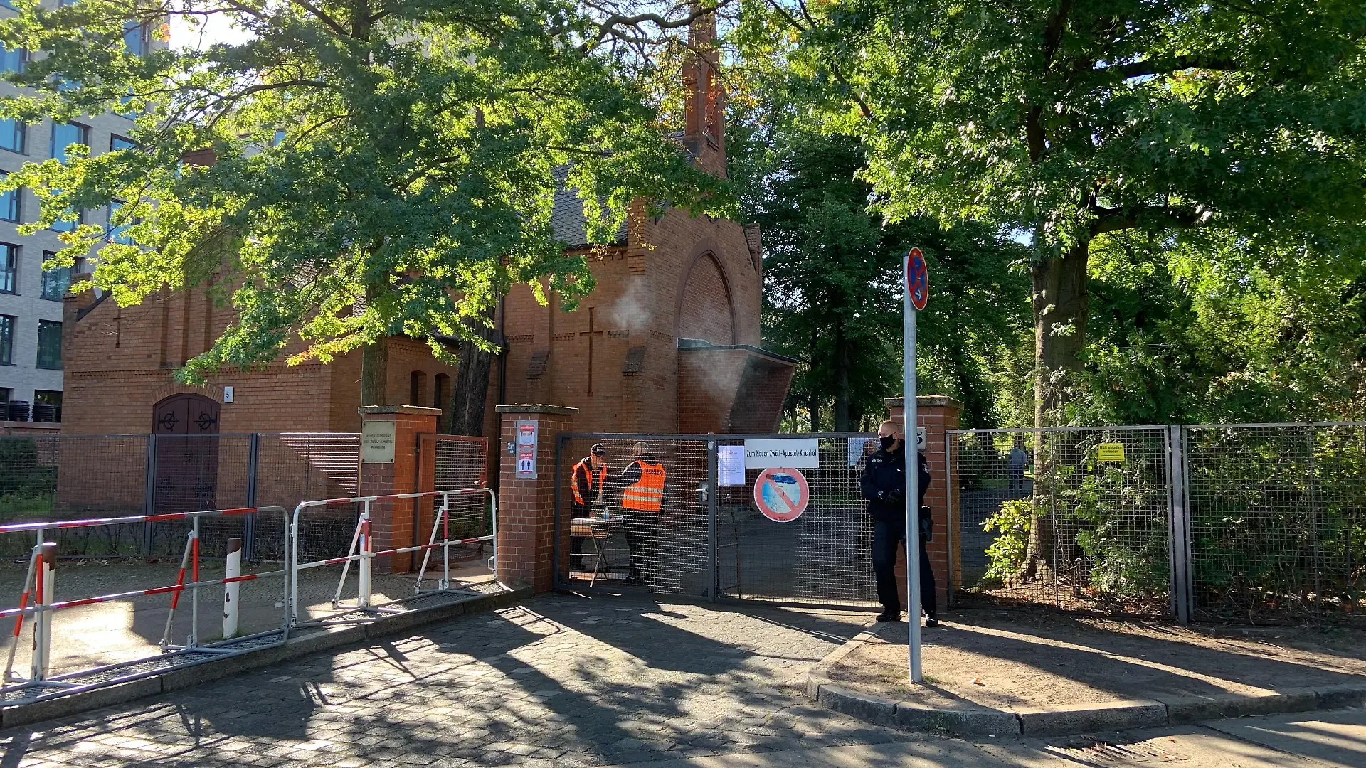 Nazmie Abou-Chaker wird auf dem Neuen Zwölf Apostel Friedhof beerdigt