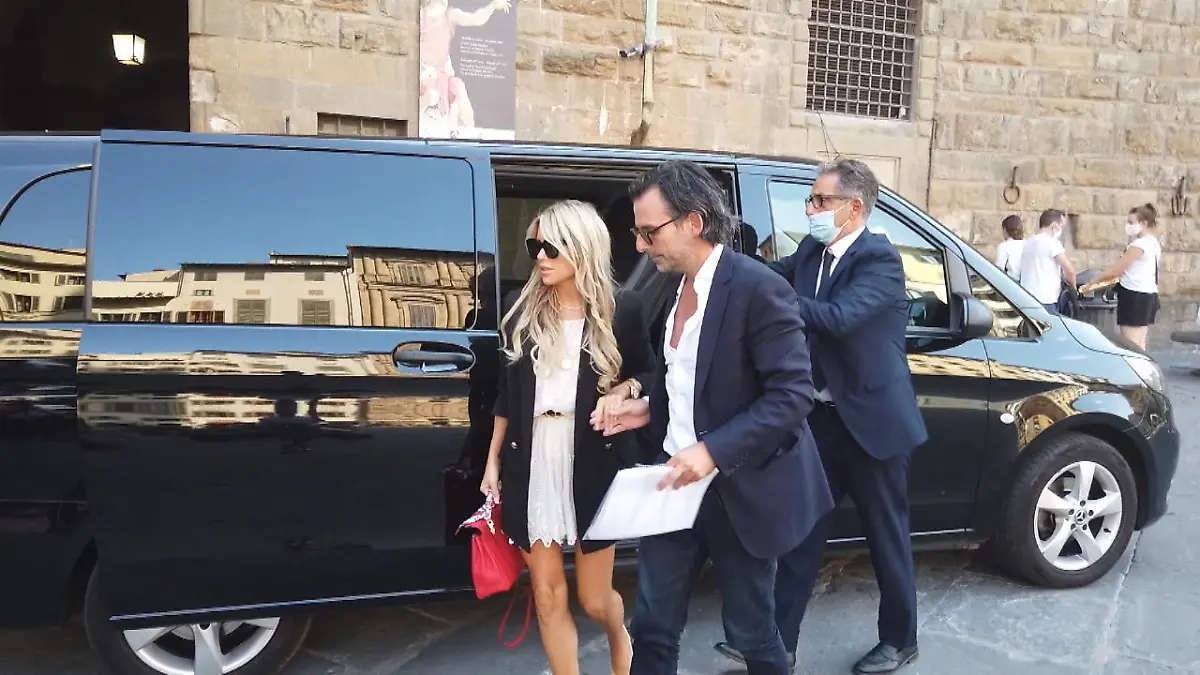 Sylvie Meis und Niclas Castello in Florenz angekommen Hochzeits-Countdown läuft