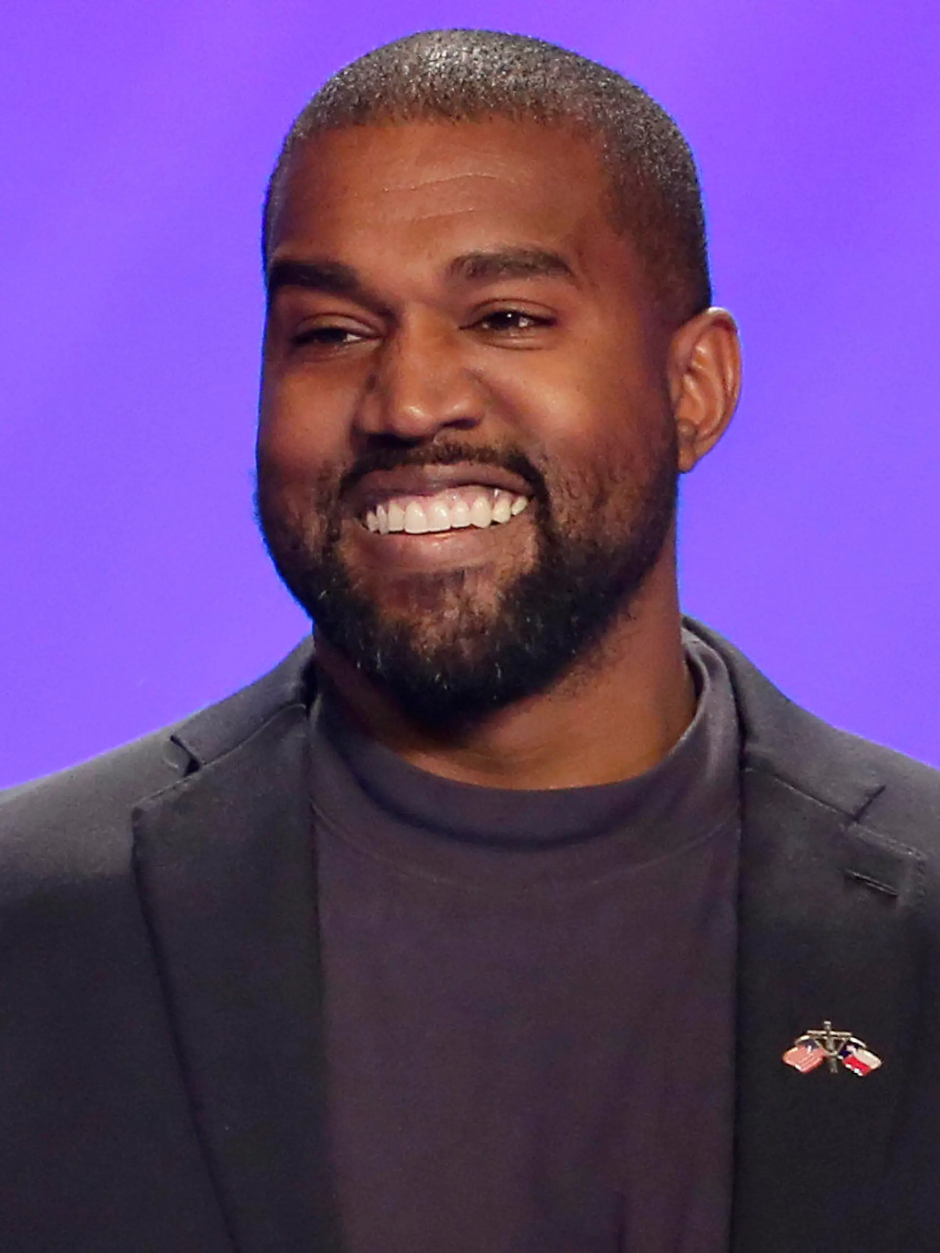 ARCHIV - 17.11.2019, USA, Houston: US-Rapper Kanye West steht auf der Bühne während eines Gottesdienstes in der Lakewood Church. West hat in einem Interview zum ersten Mal über seine - per Tweet - angekündigte Kandidatur für das Amt des US-Präsidenten gesprochen. (zu dpa: "Kanye West: Präsidentschaftspläne kamen mir unter der Dusche") Foto: Michael Wyke/FR33763 AP/dpa +++ dpa-Bildfunk +++