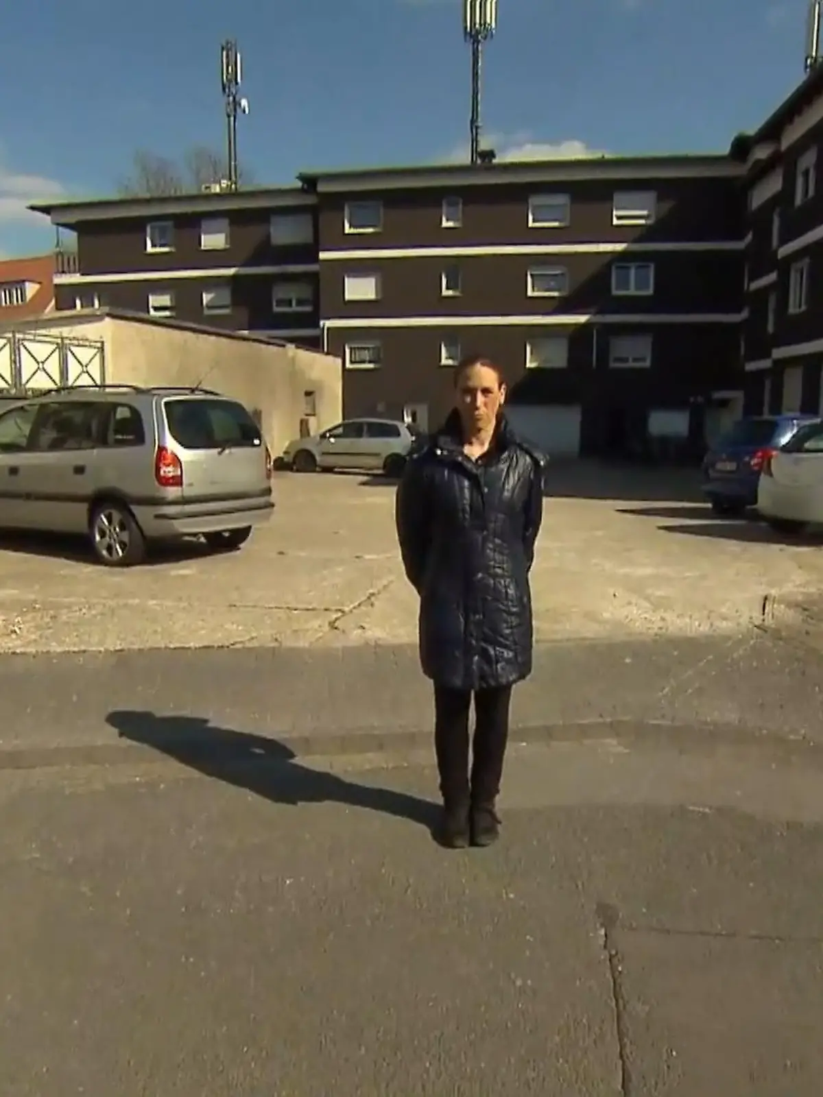 Bild zu: "Frau überwältigt 2-Meter-Mann"