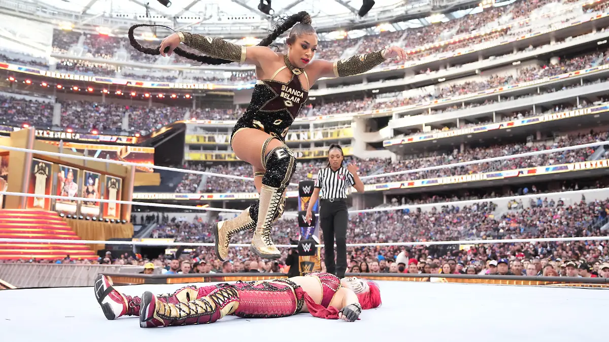 Gegen die Japanerin Asuka gelingt Bianca Belair die erfolgreiche Titelverteidigung.