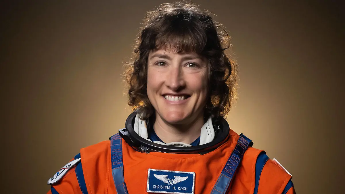 The crew of NASA s Artemis II mission: NASA astronaut Christina Koch. NASA and the Canadian Space Agency CSA announced the four astronauts who will venture around the Moon on Artemis II, the first crewed mission on NASA s path to establishing a long-term presence on the Moon, during an event on Monday, April 3, 2023, at Ellington Field near NASA s Johnson Space Center in Houston. NASA PUBLICATIONxINxGERxSUIxAUTxHUNxONLY WAX2023040304 ROBERTxMARKOWITZ