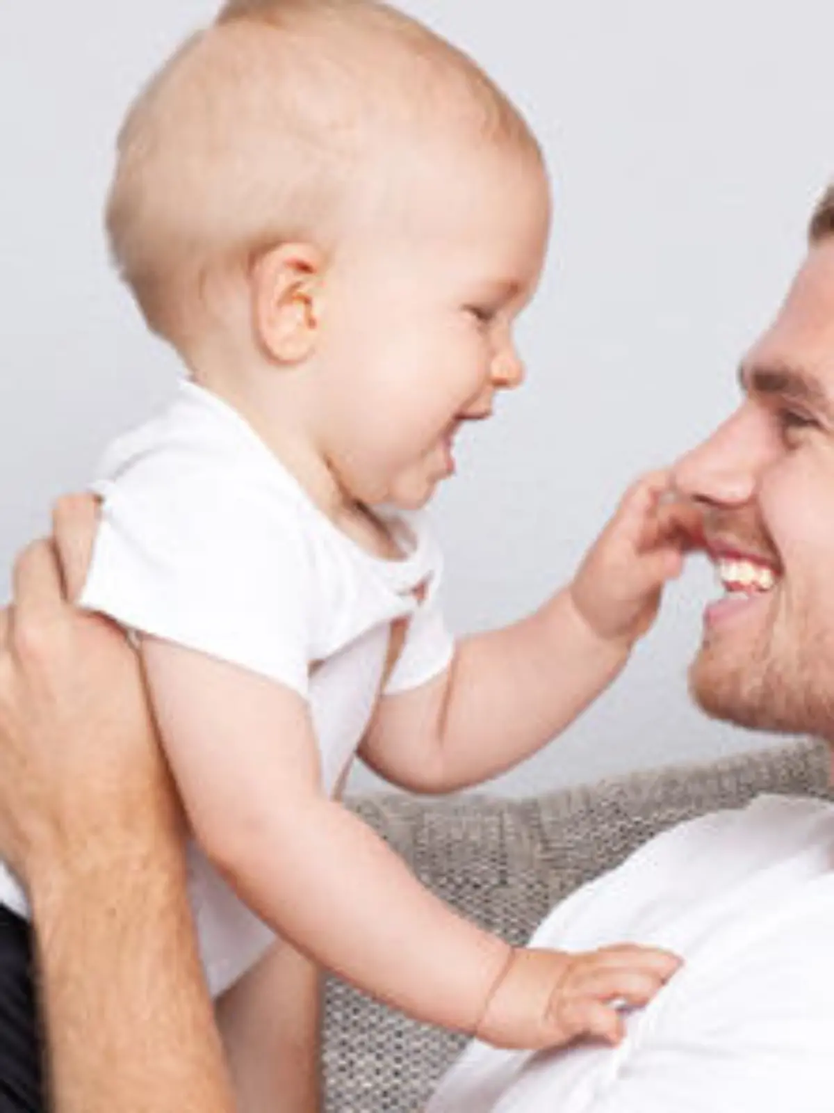 Bild zu: "Kinderwunsch: 8 Tricks für Männer, damit es klappt"