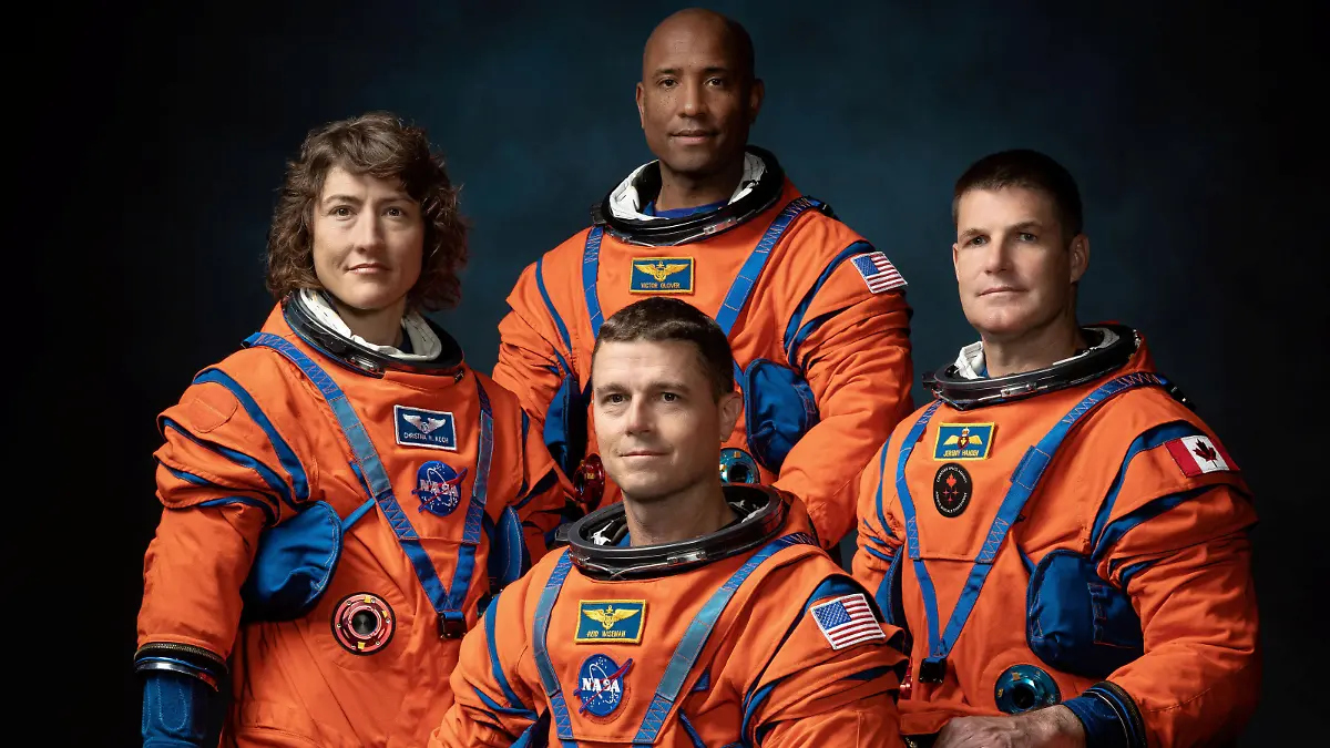 NASA Astronauts Christina Koch, Victor Glover, Reid Wiseman and Canadian Space Agency Astronaut Jeremy Hansen, the four-member team chosen for the Artemis II lunar flyby, pose wearing flight suits in Houston, Texas, U.S. March 30, 2023. NASA Johnson Space Center/Josh Valcarcel/Handout via REUTERS MANDATORY CREDIT. THIS IMAGE HAS BEEN SUPPLIED BY A THIRD PARTY. NO COMMERCIAL OR BOOK SALES