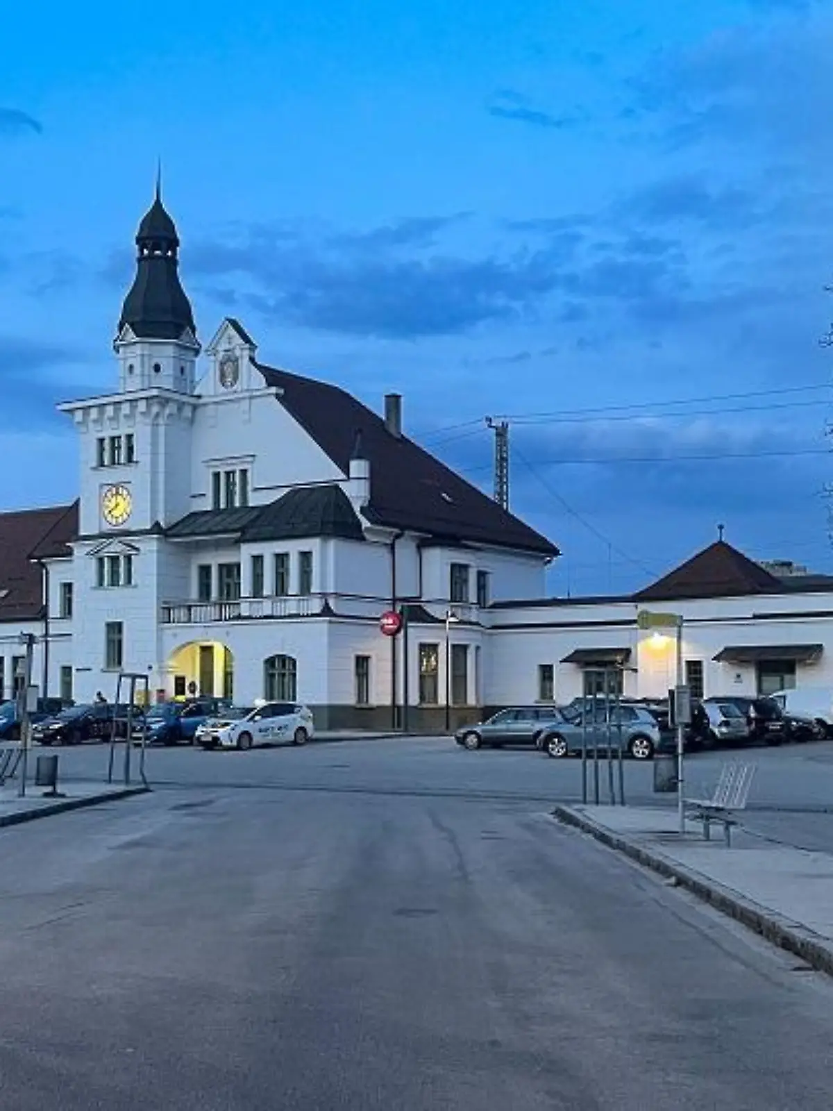 Sankt Veit, St. Veit an der Glan, Kärnten, Österreich, Bahnhof, Zug, Zugverkehr.Foto: Franz Neumayr April 2021 - 20210415_PD15118