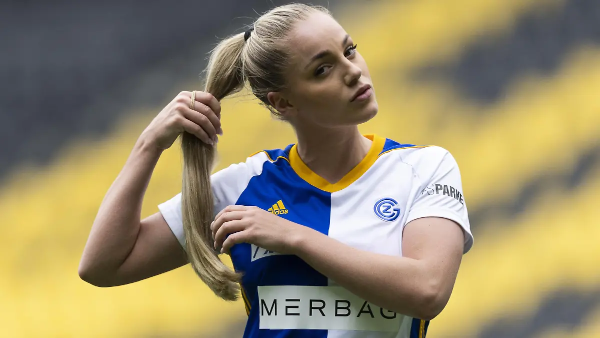 GCs Ana Maria Markovic, im Fussball Meisterschaftsspiel der Women's Super League zwischen dem BSC YB-Frauen und dem Grasshopper Club Zuerich, am Sonntag, 24. April 2022, im Stadion Wankdorf in Bern. (KEYSTONE/Peter Klaunzer)