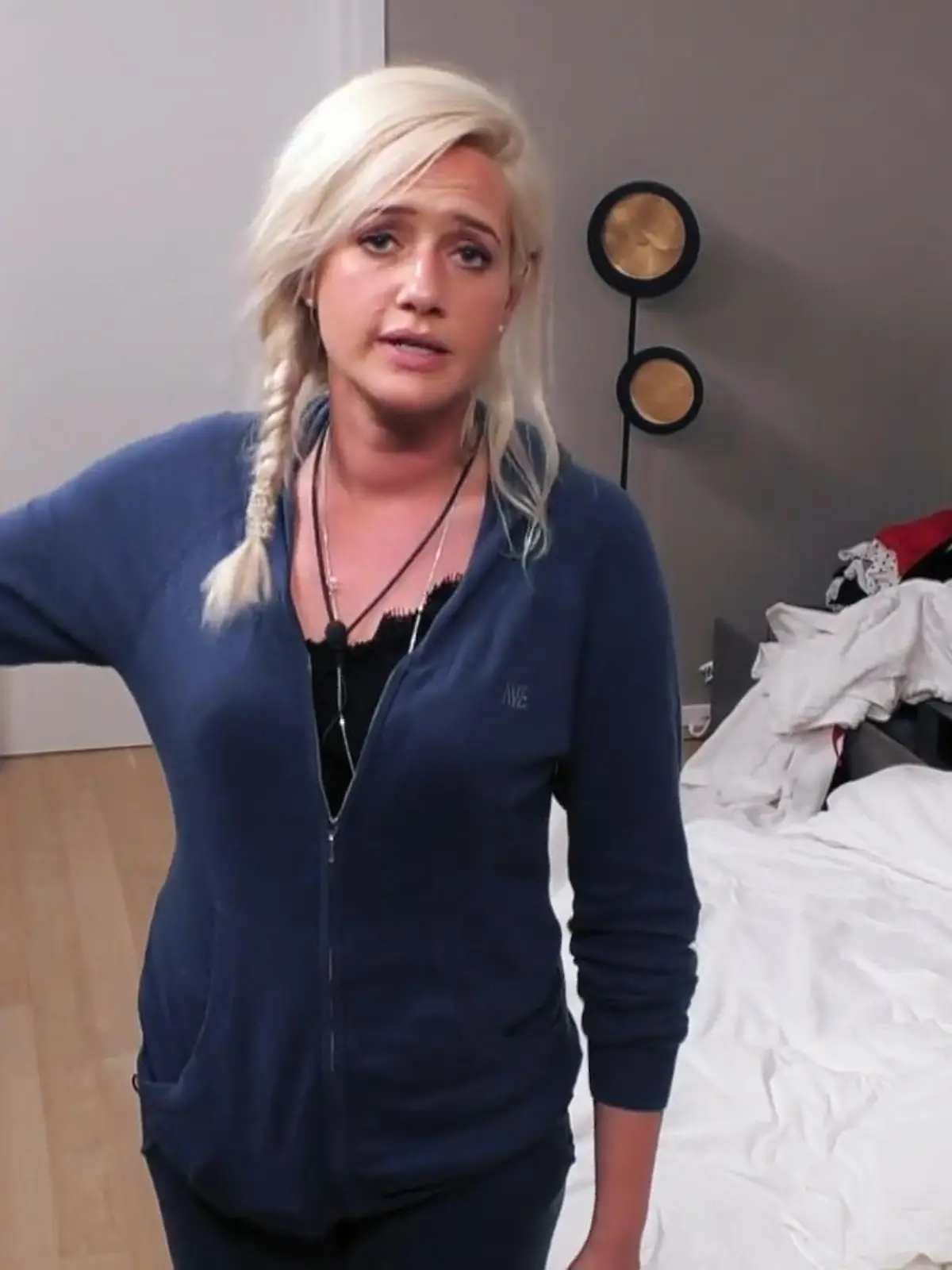 Bild zu: "Sarahs Selbstgespräche: "Wer will so ne Scheiße sehen?""