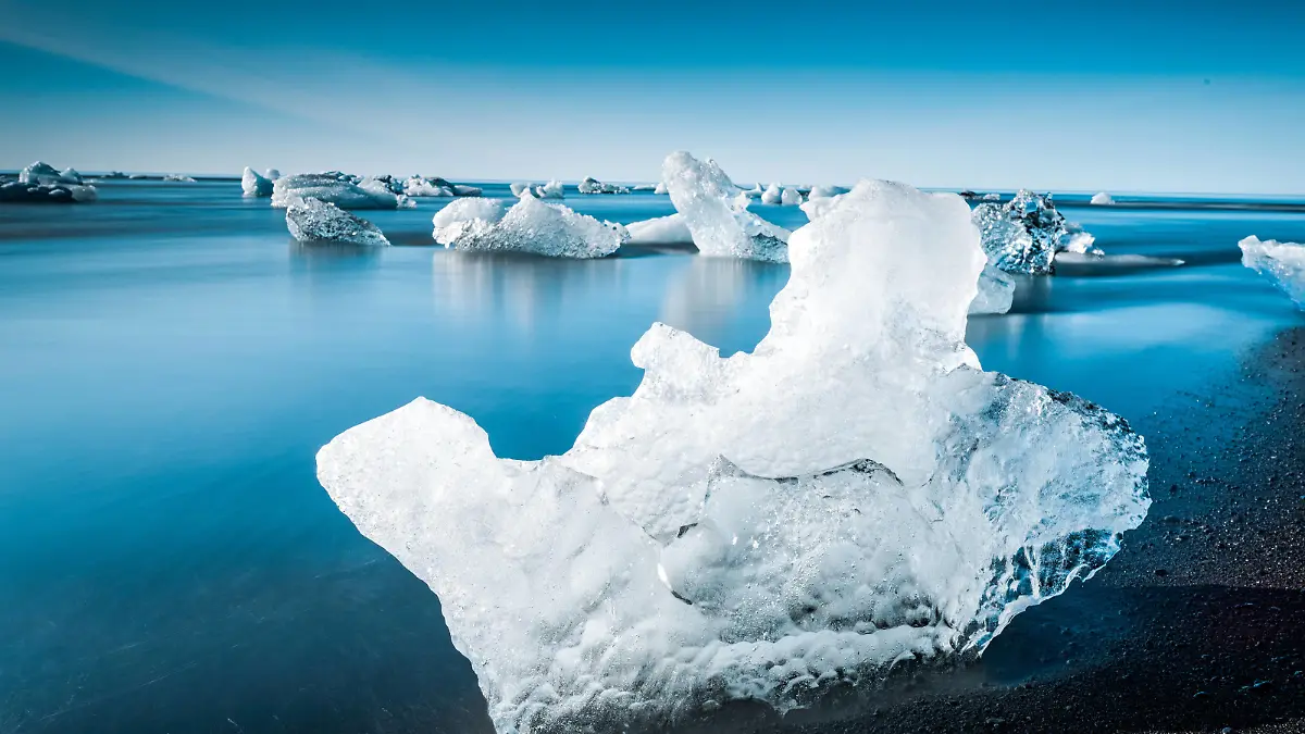  The beautiful Jokulsarlon Glaciar Lagoon Reykjavk, Iceland PUBLICATIONxINxGERxSUIxAUTxONLY CR_ERRE200702F-440058-01