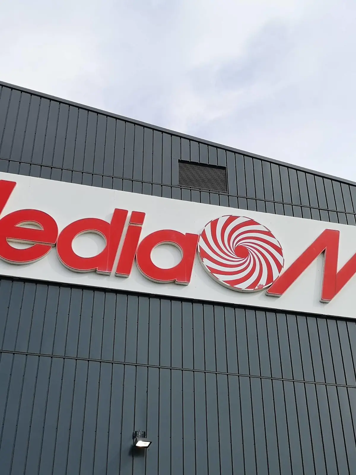  22.05.2019 , SCHWEIZ , Media Markt Filiale Schweiz , Logo *** 22 05 2019 , SWITZERLAND , Media Markt Swiss Branch , Logo
