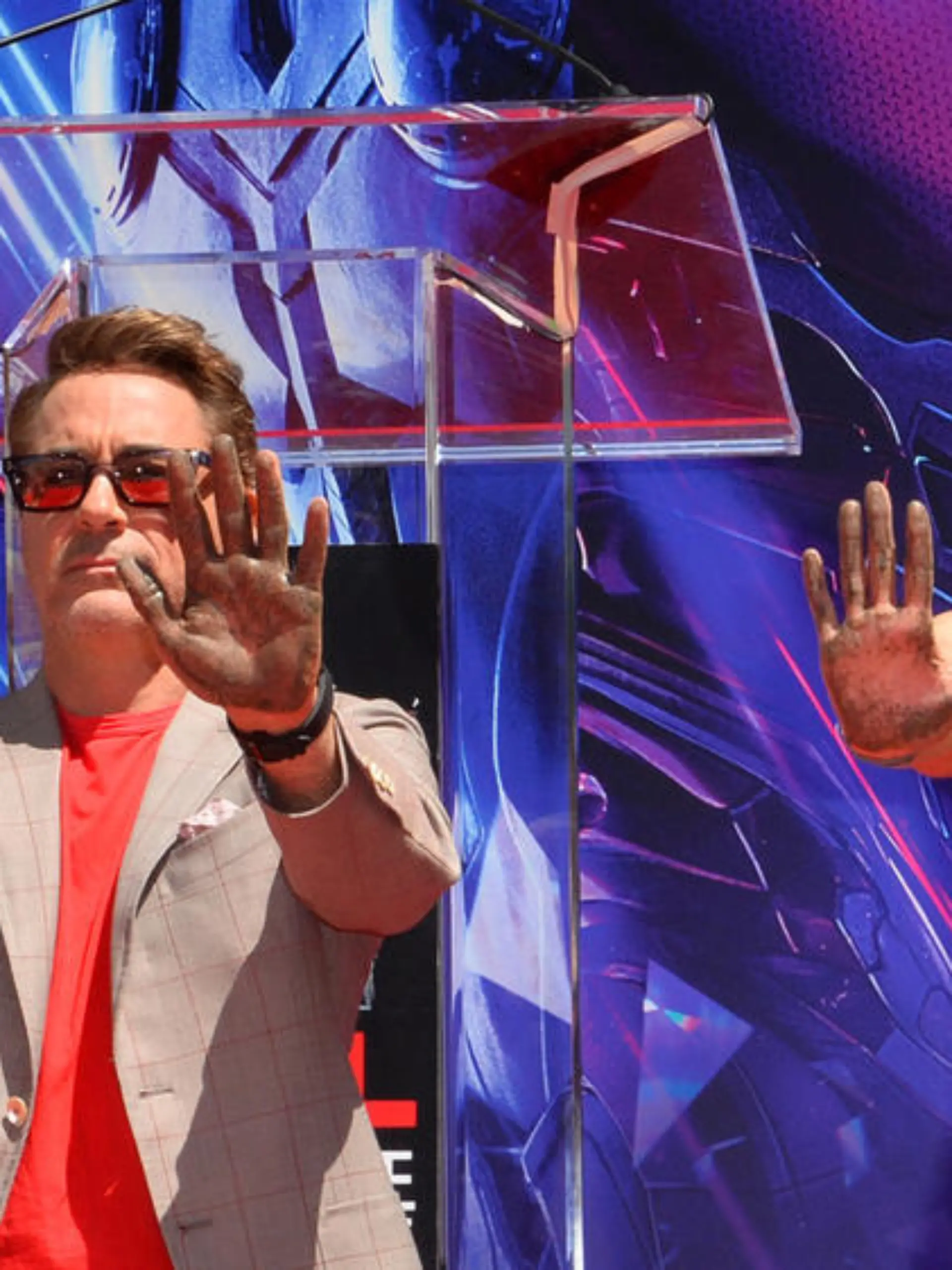 "Guinness World Records 2021": Diese Rekorde halten die Stars