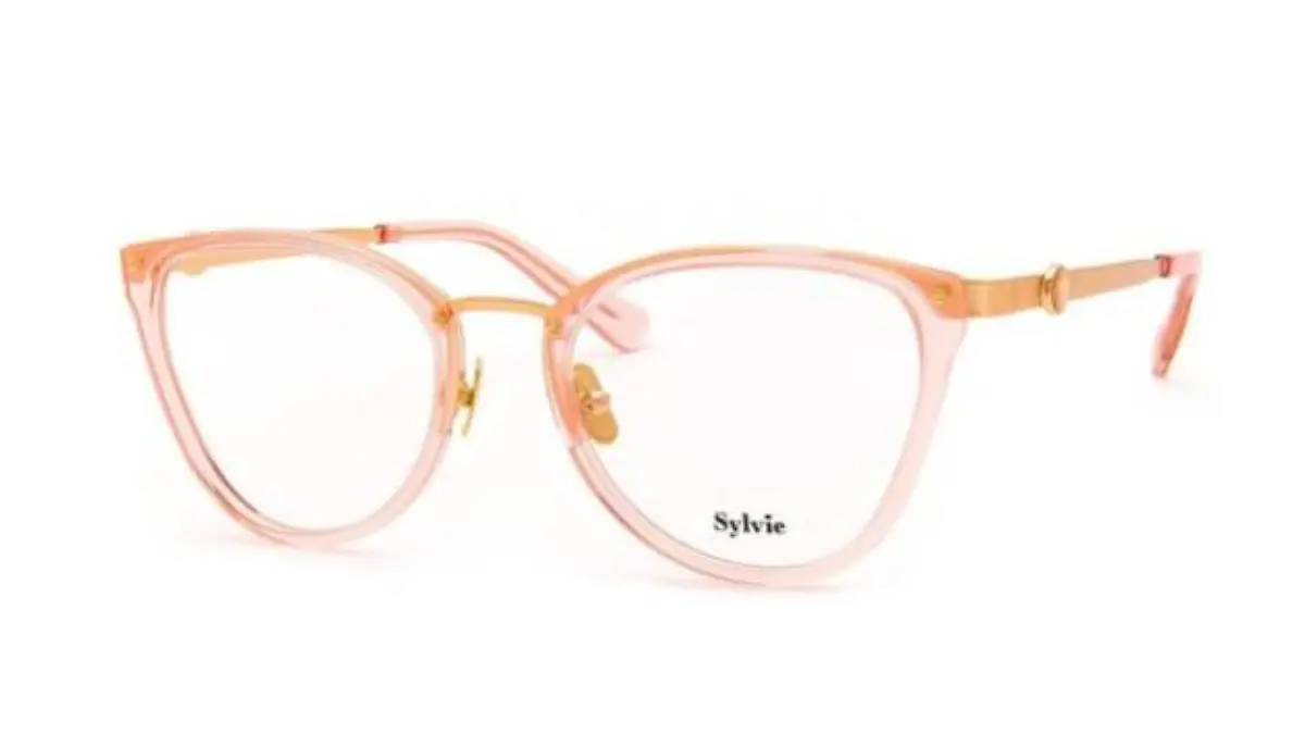 Rosa Brillengestell von Sylvie Optics.