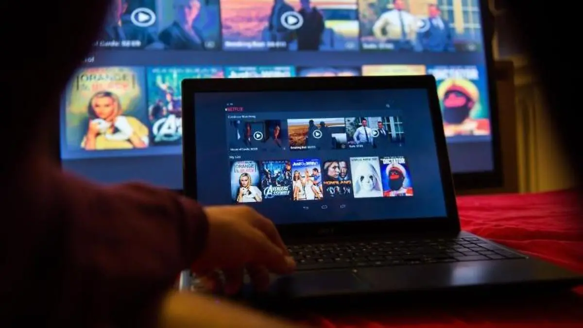 Etablierte Streaming-Dienste wie Netflix oder Watchever sind zwar nicht kostenlos, aber eine zuverlässige Adresse, um auf legalem Wege an Filme zugelangen. Foto: Bernd von Jutrczenka