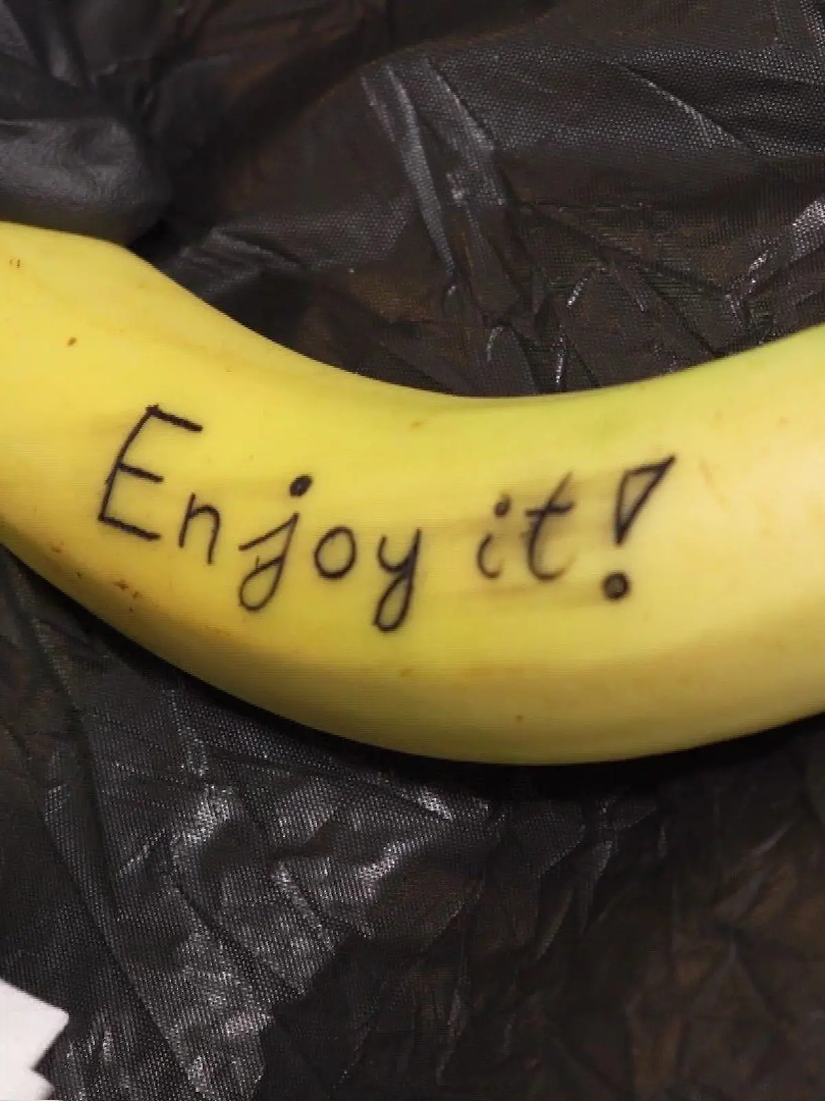 Tätowierung auf einer Banane