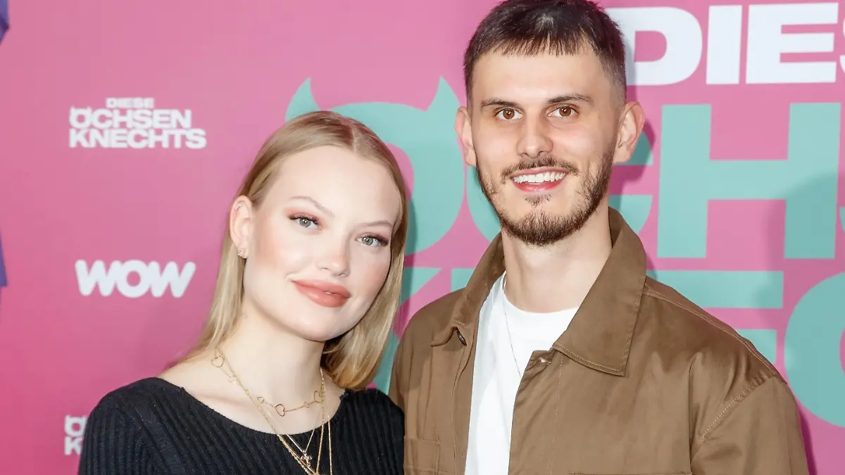BGUK_2560165 - Berlin, GERMANY - Photo call for the SKY TV Reality Show "Die Ochsenknechts" in Berlin
Pictured: Cheyenne Ochsenknecht, Nino Sifkovits
BACKGRID UK 2 FEBRUARY 2023
BYLINE MUST READ: BACKGRID