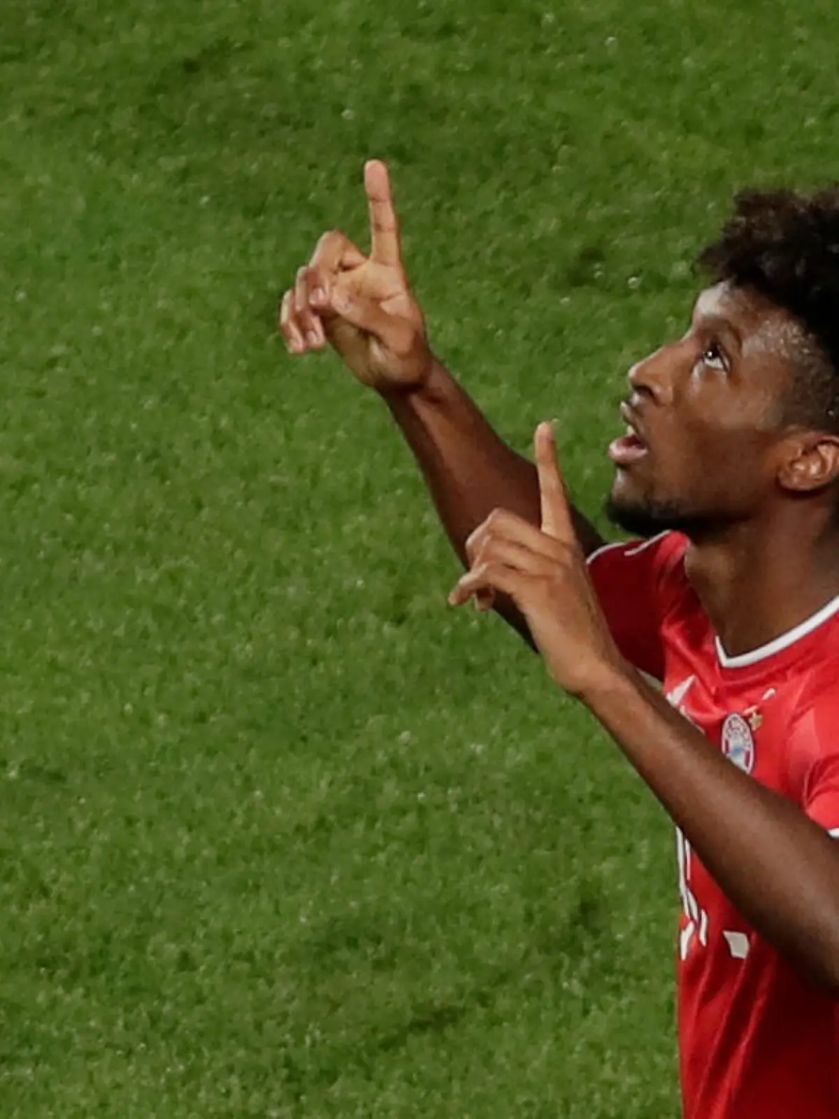 Soccer Football - Champions League - Final - Bayern Munich v Paris St Germain - Estadio da Luz, Lisbon, Portugal - August 23, 2020  Bayern Munich's Kingsley Coman celebrates scoring their first goal, as play resumes behind closed doors following the outbreak of the coronavirus disease (COVID-19)  Manu Fernandez/Pool via REUTERS