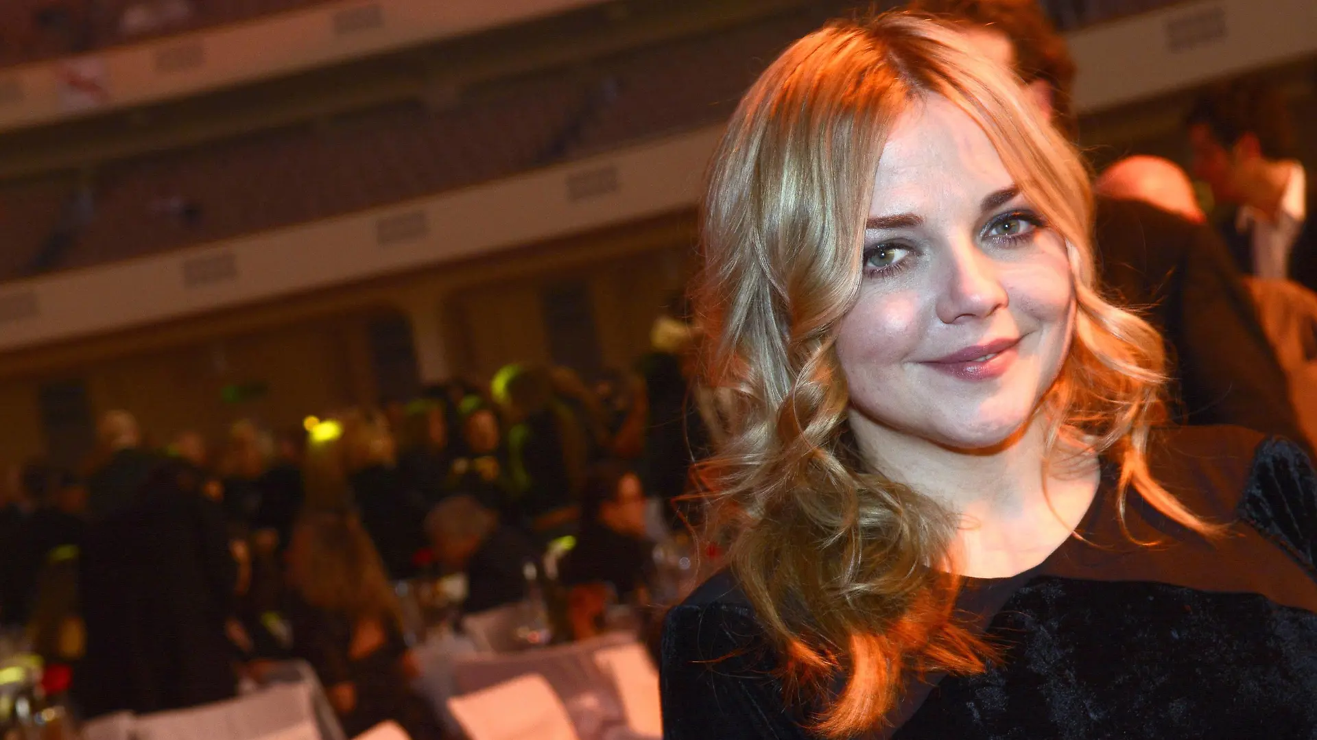 Annett Louisan bei der Verleihung vom LEA Live Entertainment Award 2014 in der Festhalle Frankfurt am Main. Frankfurt, 11.03.2014 Foto:xC.xNiehausx/xFuturexImage

Annett Louisan at the award Ceremony of Lea Live Entertainment Award 2014 in the Festhalle Frankfurt at Main Frankfurt 11 03 2014 Photo XC