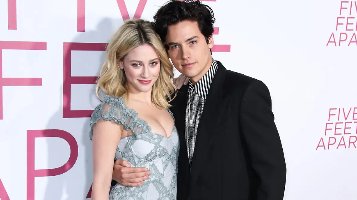 Es ist offiziell: Cole Sprouse bestätigt Trennung von Lili Reinhart